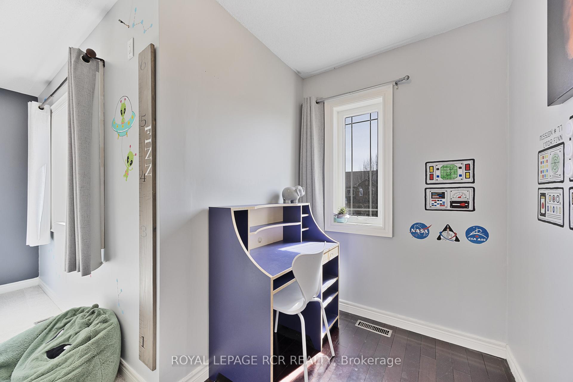 Photo 34 of 38 Brownscombe Crescent, Uxbridge — HOMEH
