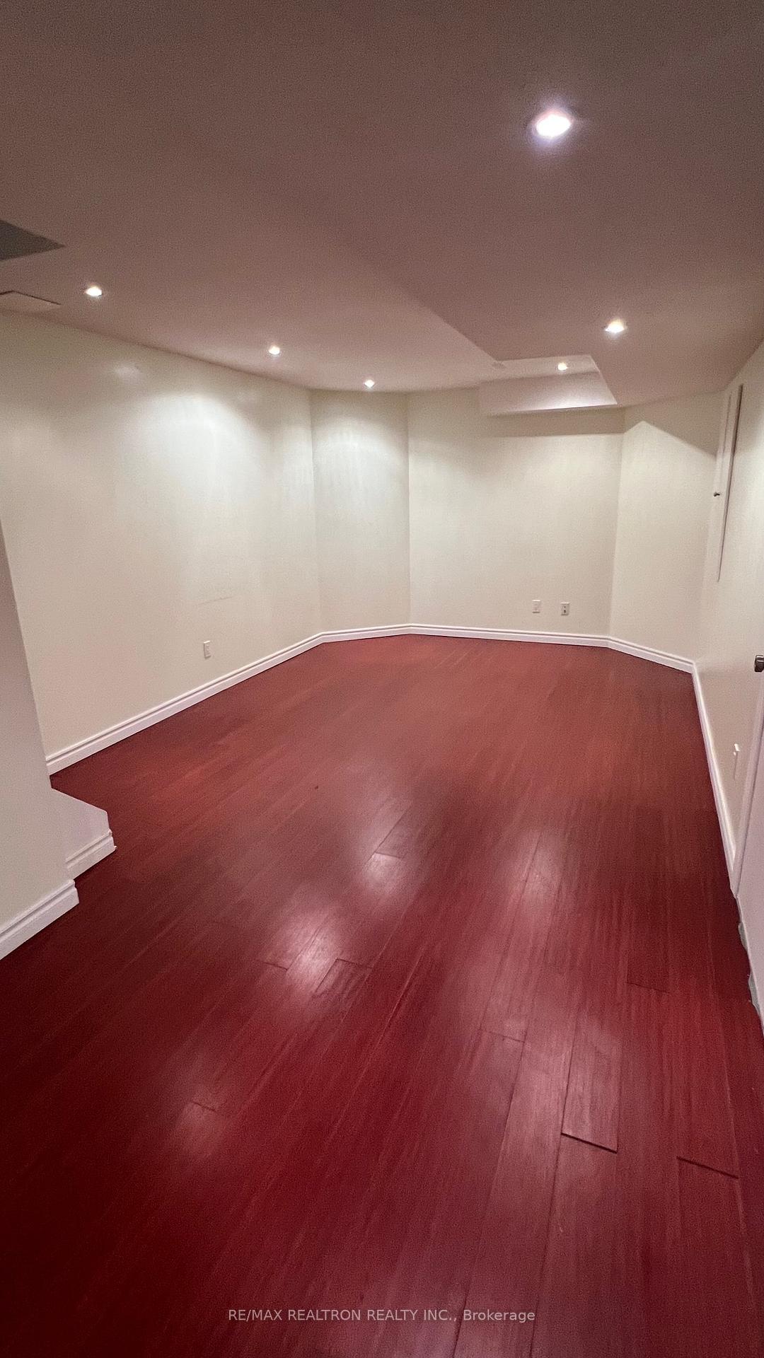 Photo 6 of Unit Bsmt, 2 Bunting Drive, Vaughan, Vellore Village — HOMEH