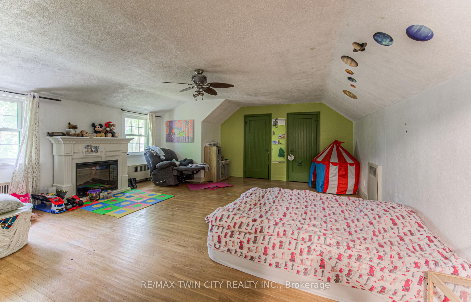 Photo 15 of 250 Bridgeport Road E, Waterloo — HOMEH