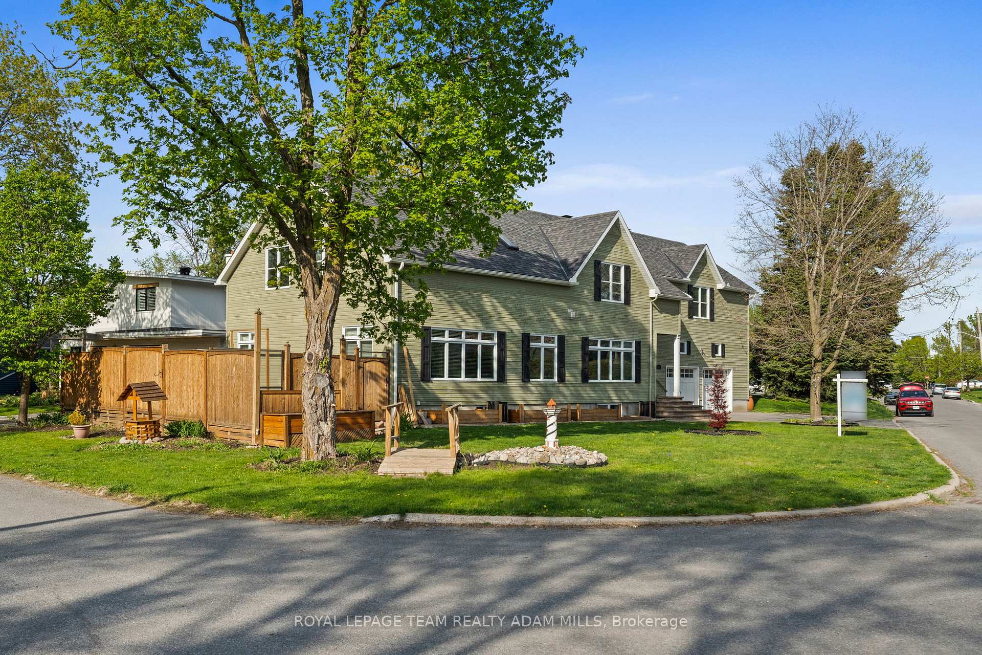 Photo 1 of 1481 Orchard Avenue, Ottawa, Alta Vista — HOMEH