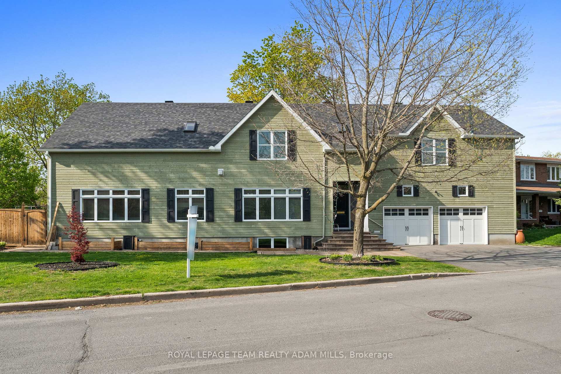 Photo 2 of 1481 Orchard Avenue, Ottawa, Alta Vista — HOMEH