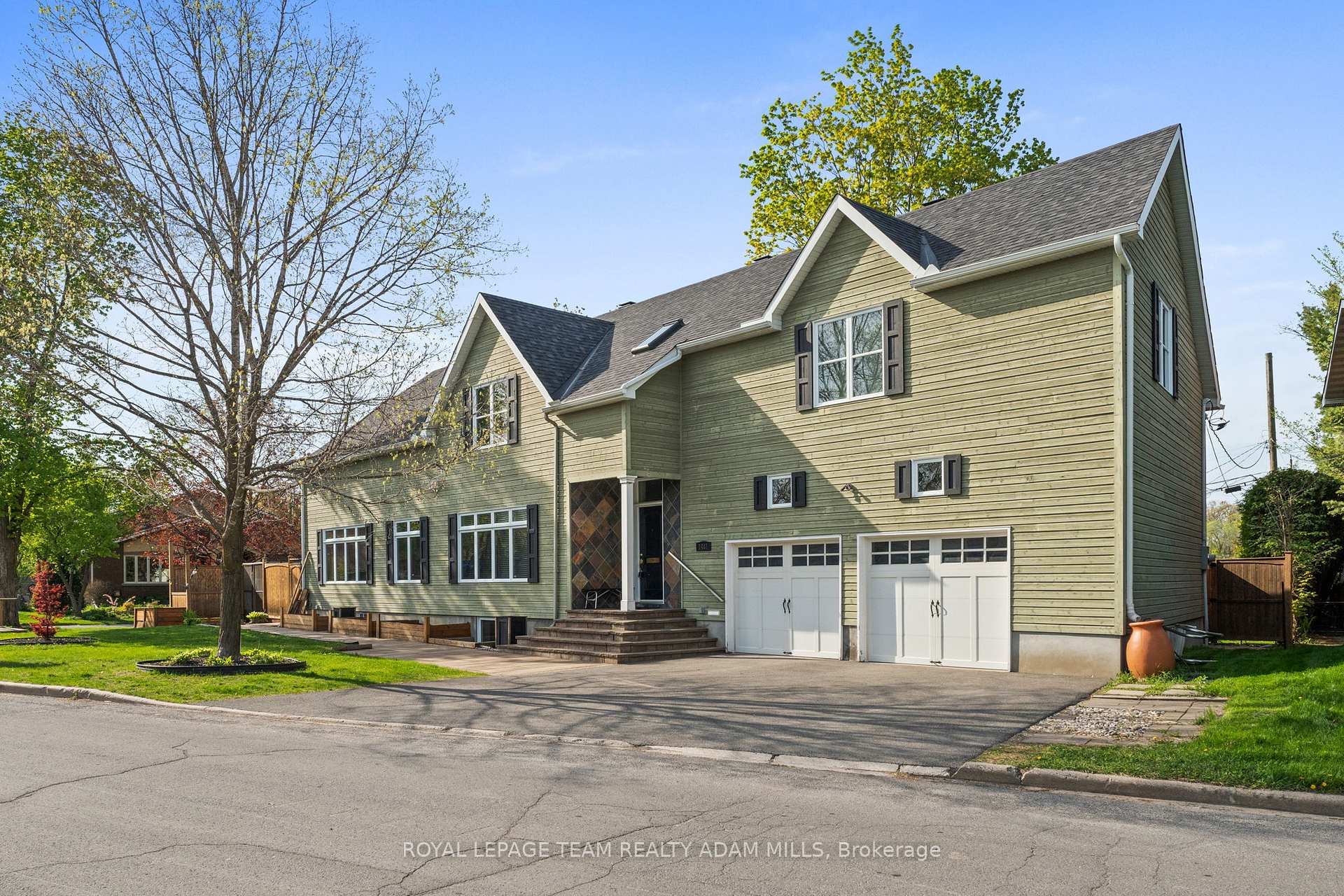 Photo 3 of 1481 Orchard Avenue, Ottawa, Alta Vista — HOMEH