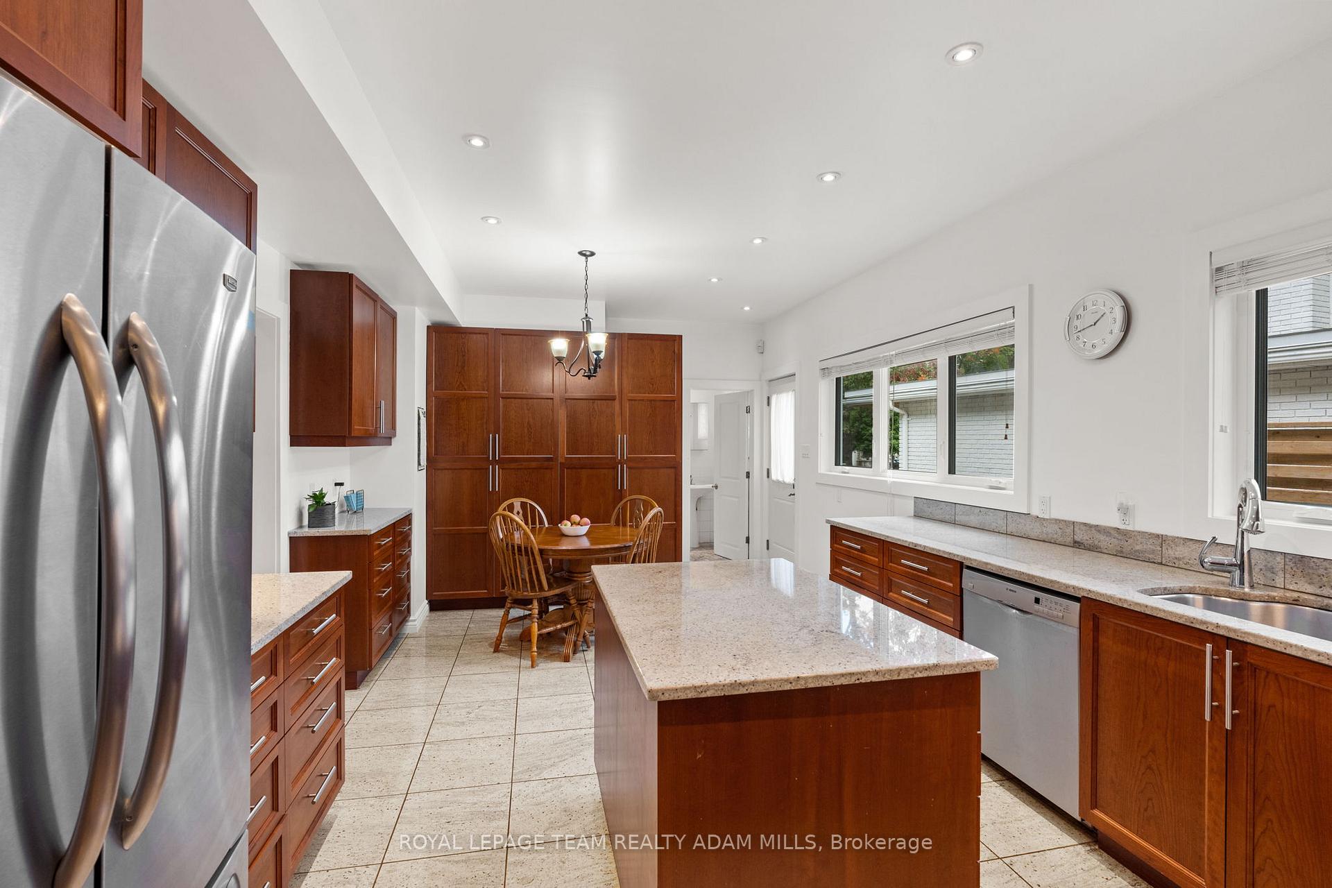 Photo 9 of 1481 Orchard Avenue, Ottawa, Alta Vista — HOMEH