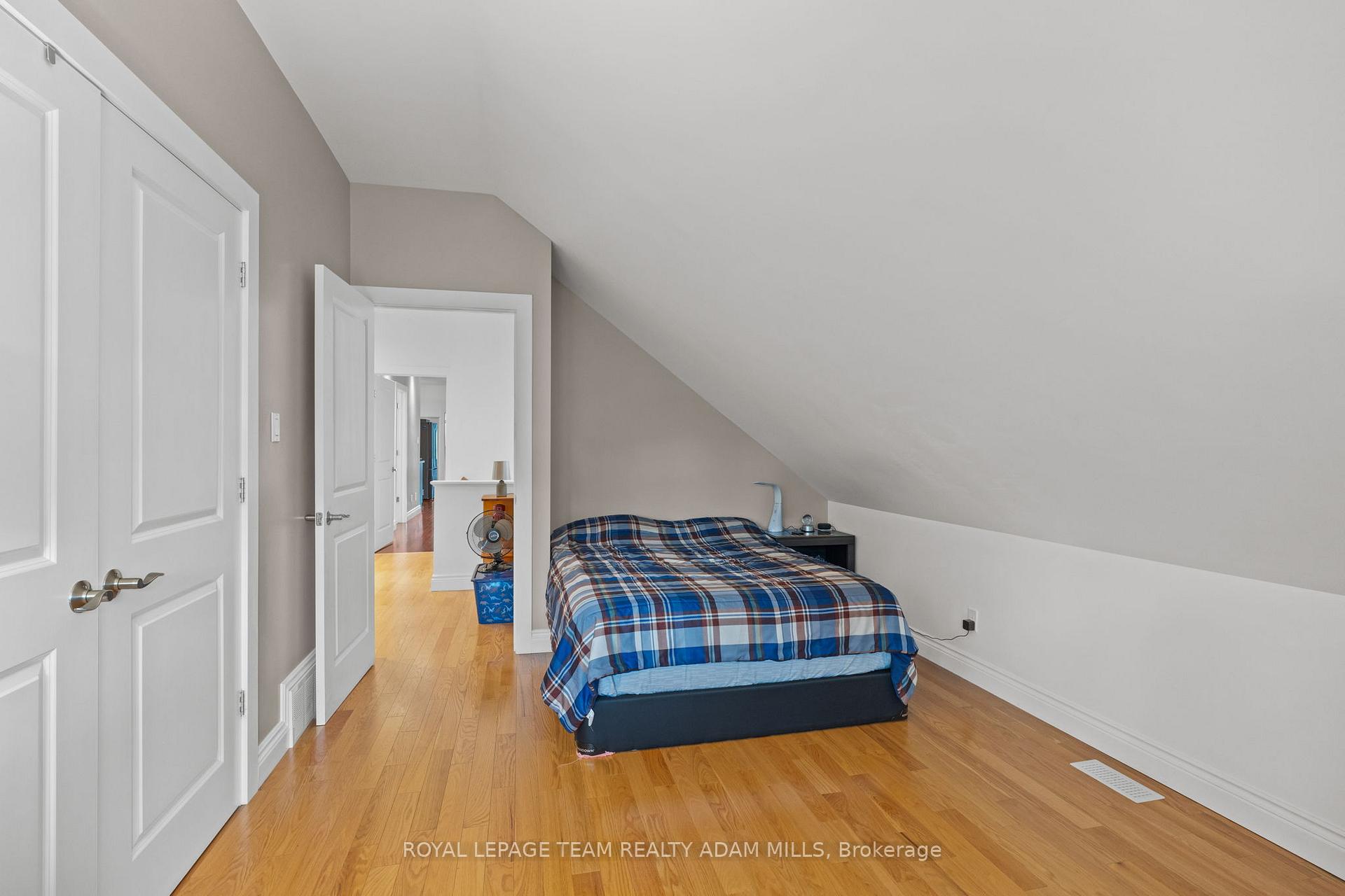Photo 33 of 1481 Orchard Avenue, Ottawa, Alta Vista — HOMEH