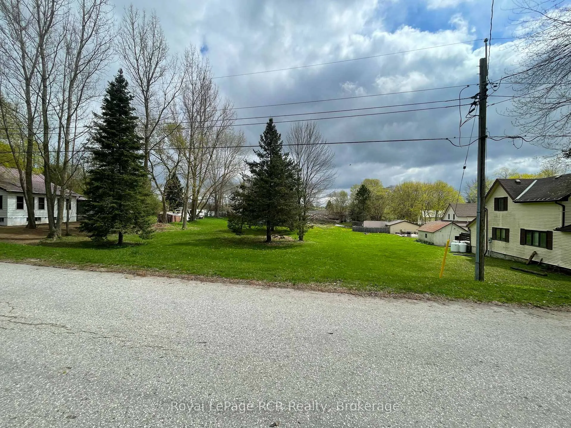 Photo 7 of 324 Augusta Street, West Grey — HOMEH