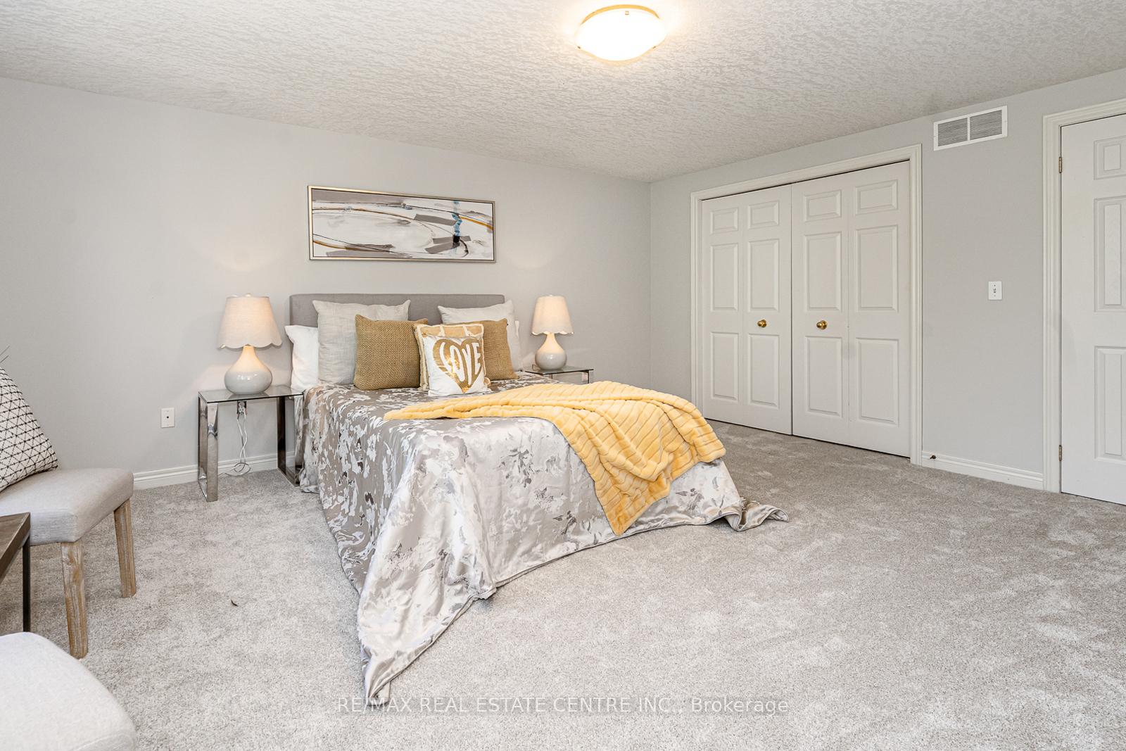 Photo 20 of 499 Dansbury Drive, Waterloo, Lexington — HOMEH