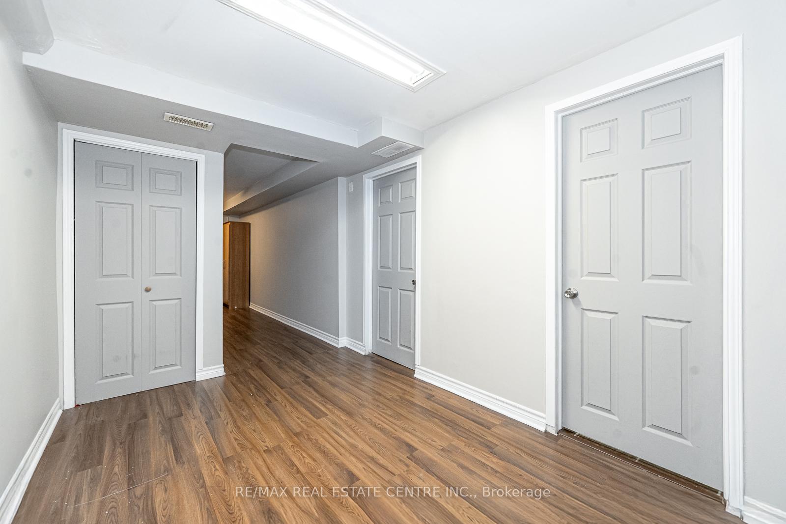 Photo 30 of 499 Dansbury Drive, Waterloo, Lexington — HOMEH