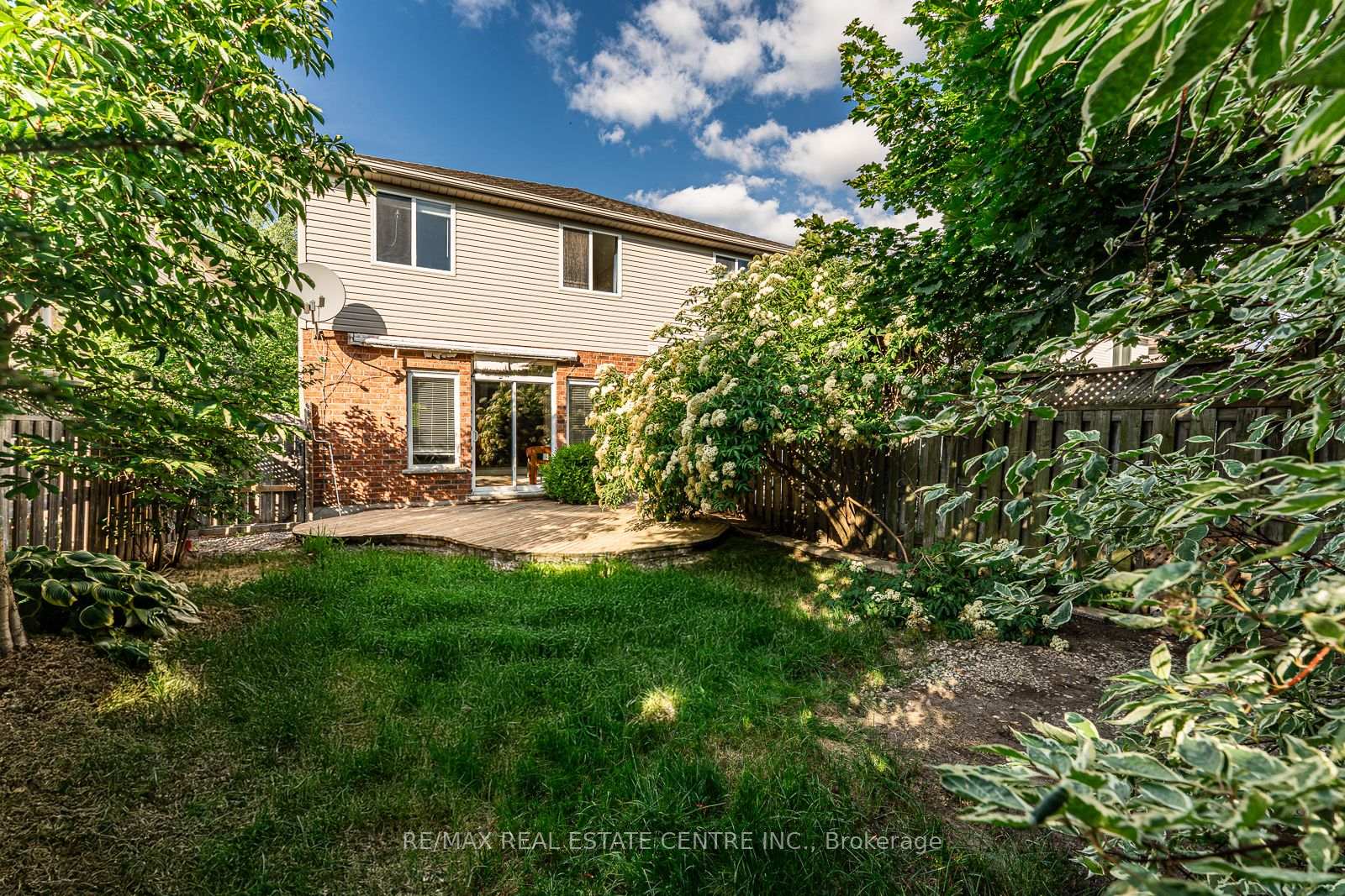 Photo 33 of 499 Dansbury Drive, Waterloo, Lexington — HOMEH