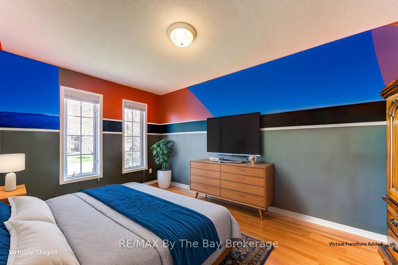 Photo 13 of 12 Acorn Crescent, Wasaga Beach — HOMEH