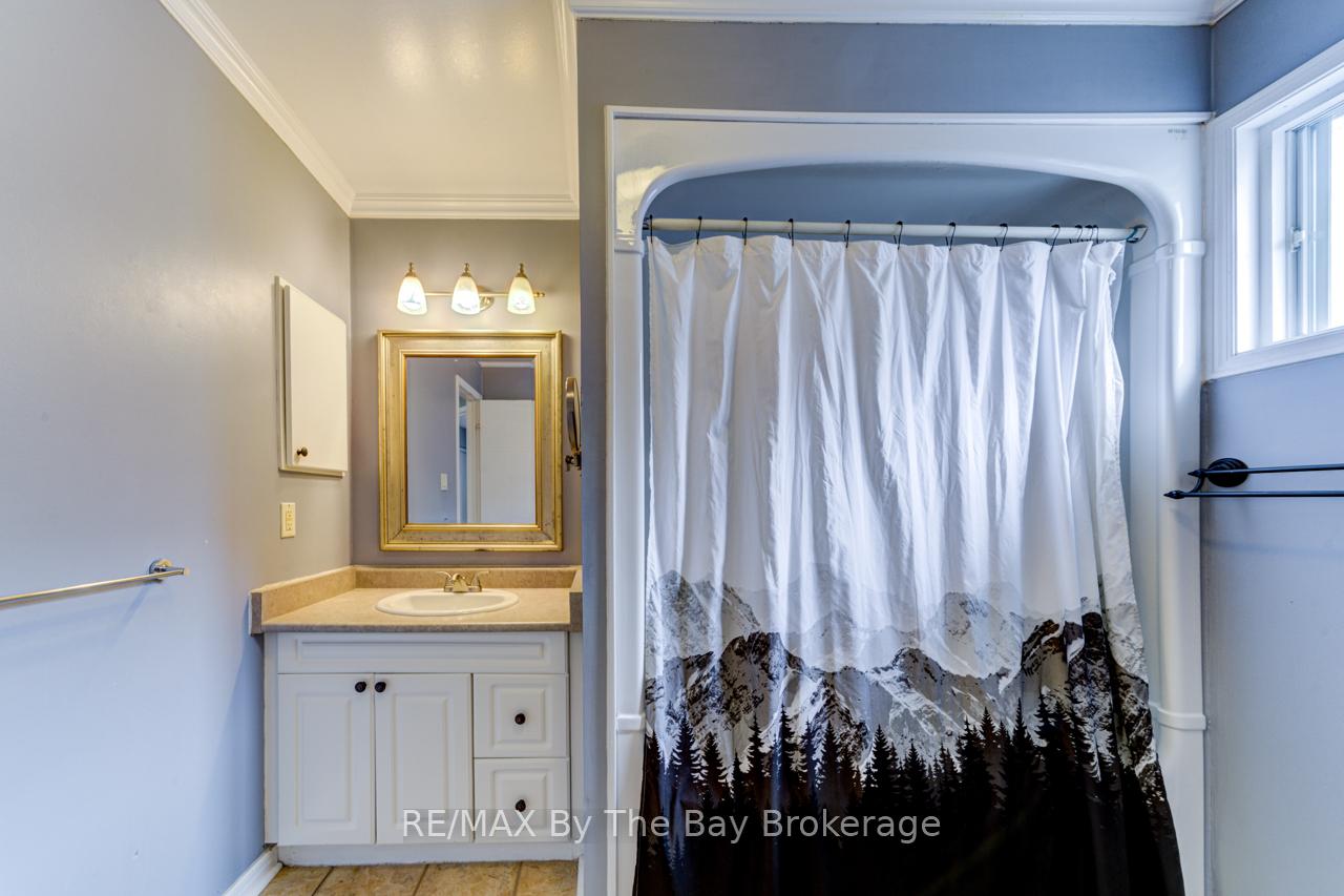 Photo 27 of 12 Acorn Crescent, Wasaga Beach — HOMEH
