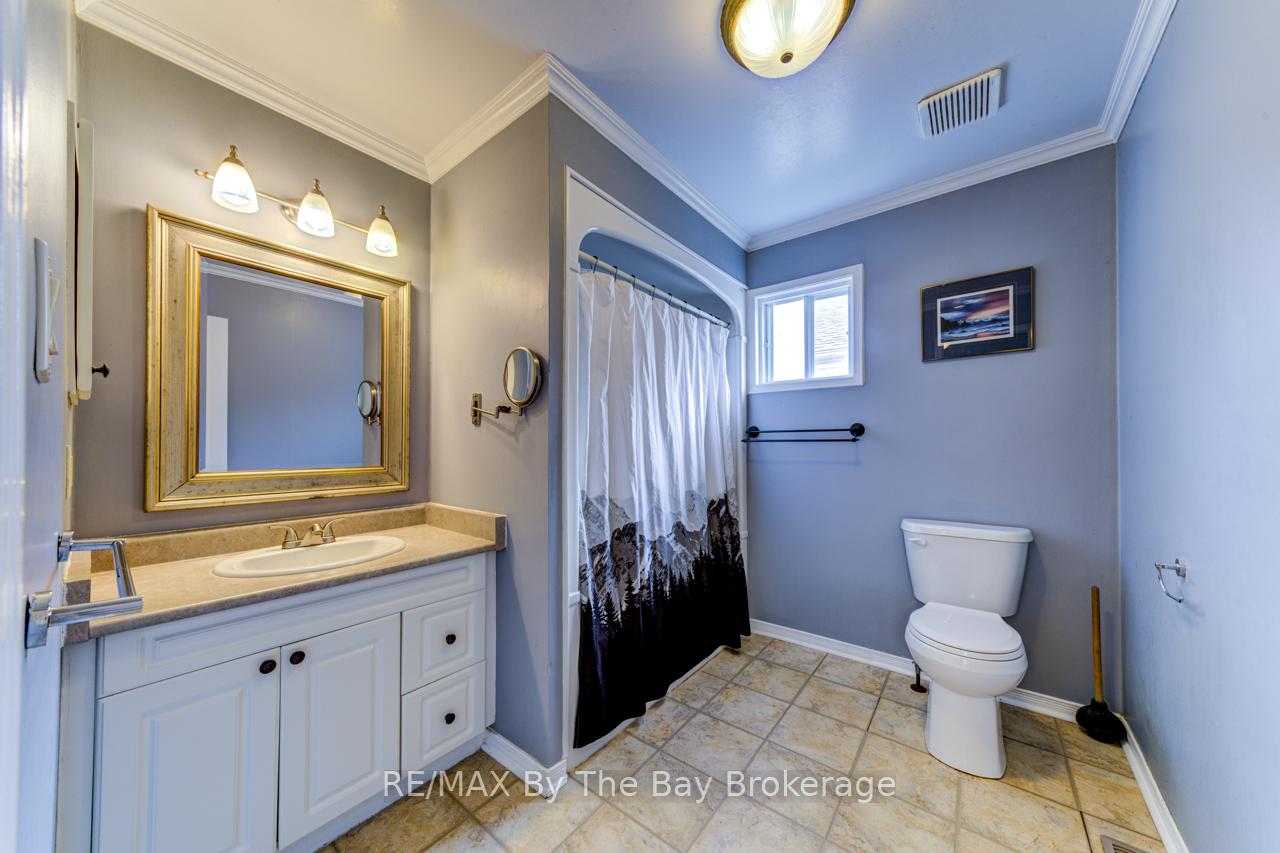 Photo 28 of 12 Acorn Crescent, Wasaga Beach — HOMEH