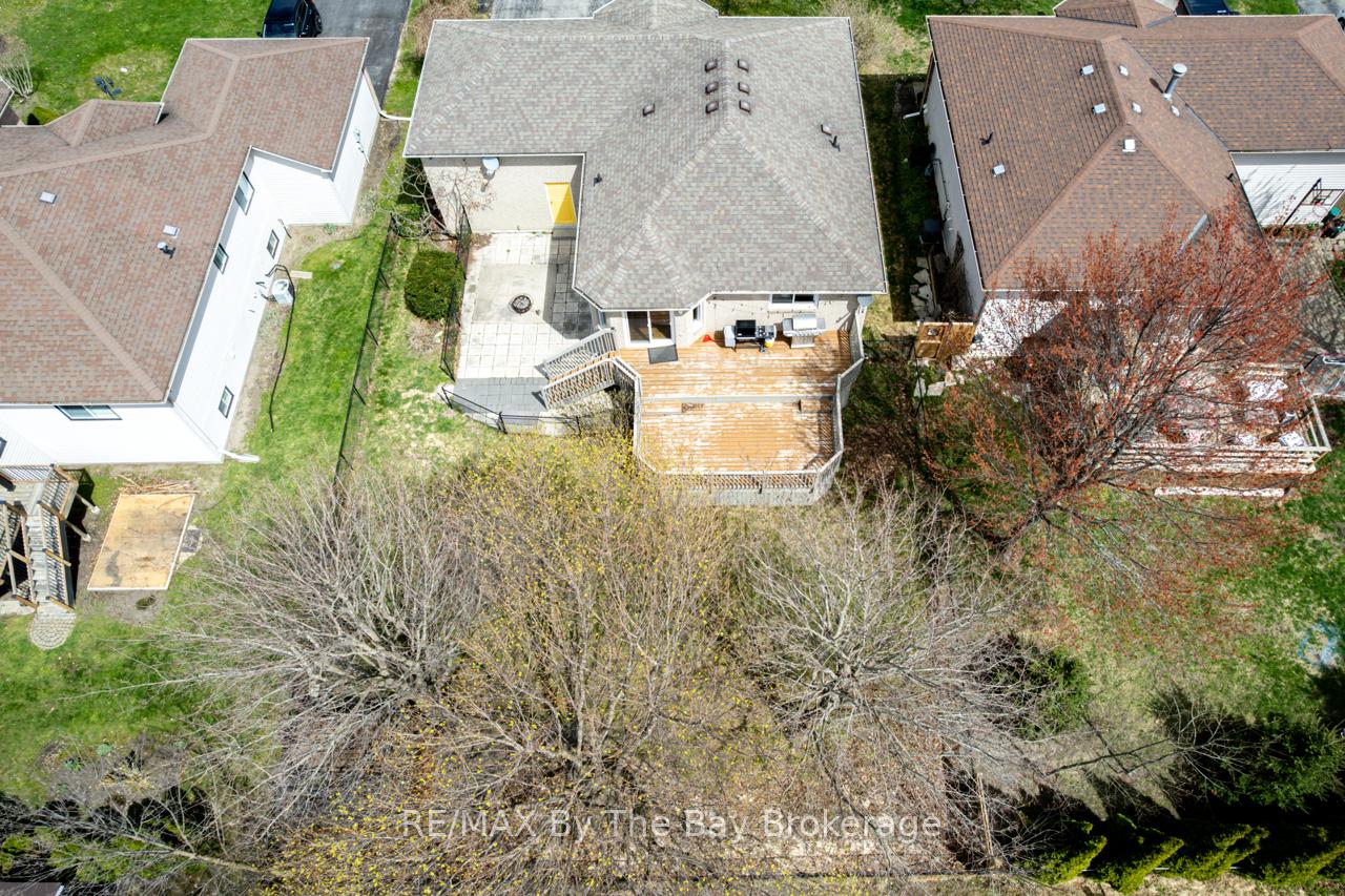 Photo 49 of 12 Acorn Crescent, Wasaga Beach — HOMEH