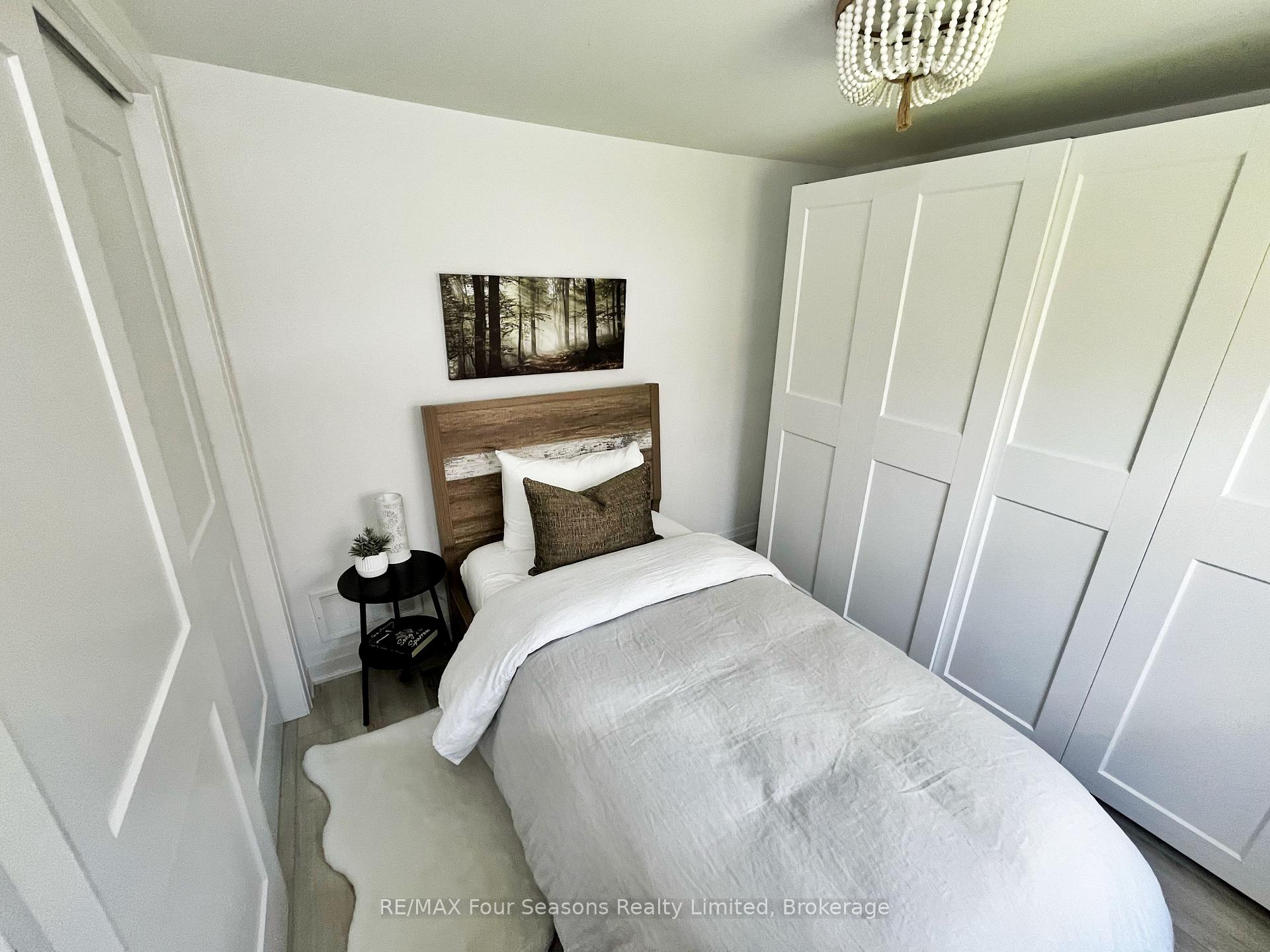 Photo 28 of 28 Betty Boulevard, Wasaga Beach — HOMEH