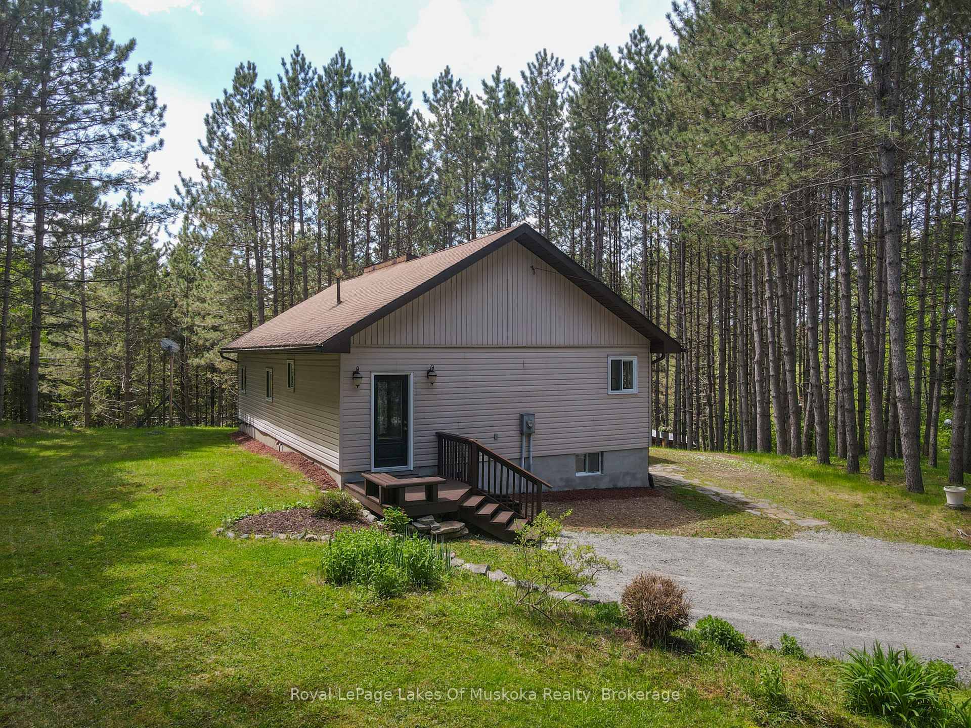Photo 6 of 226 Owl Lake Road, Armour, Katrine — HOMEH