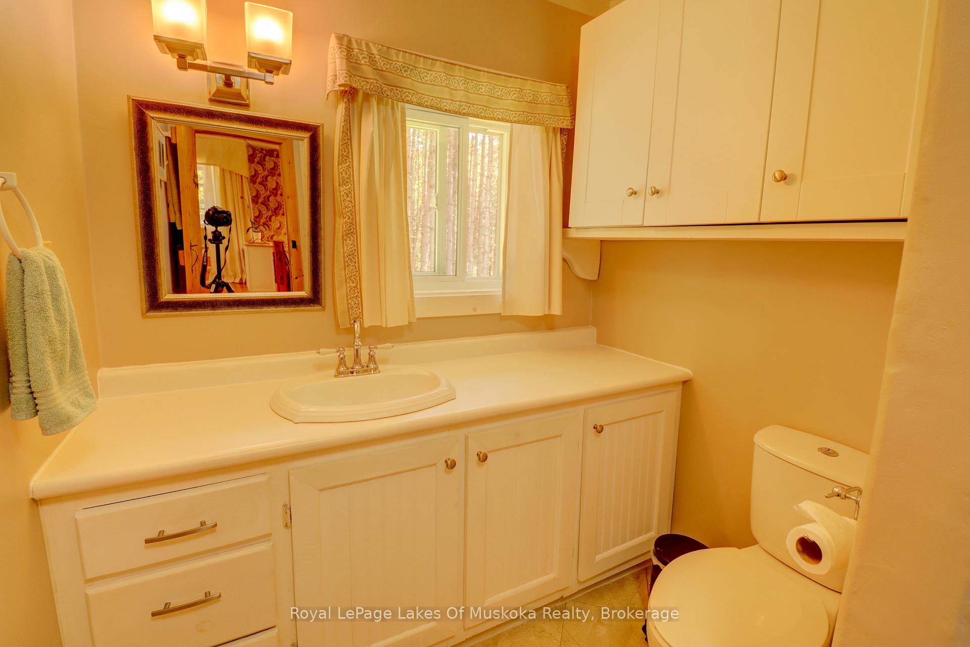 Photo 12 of 226 Owl Lake Road, Armour, Katrine — HOMEH