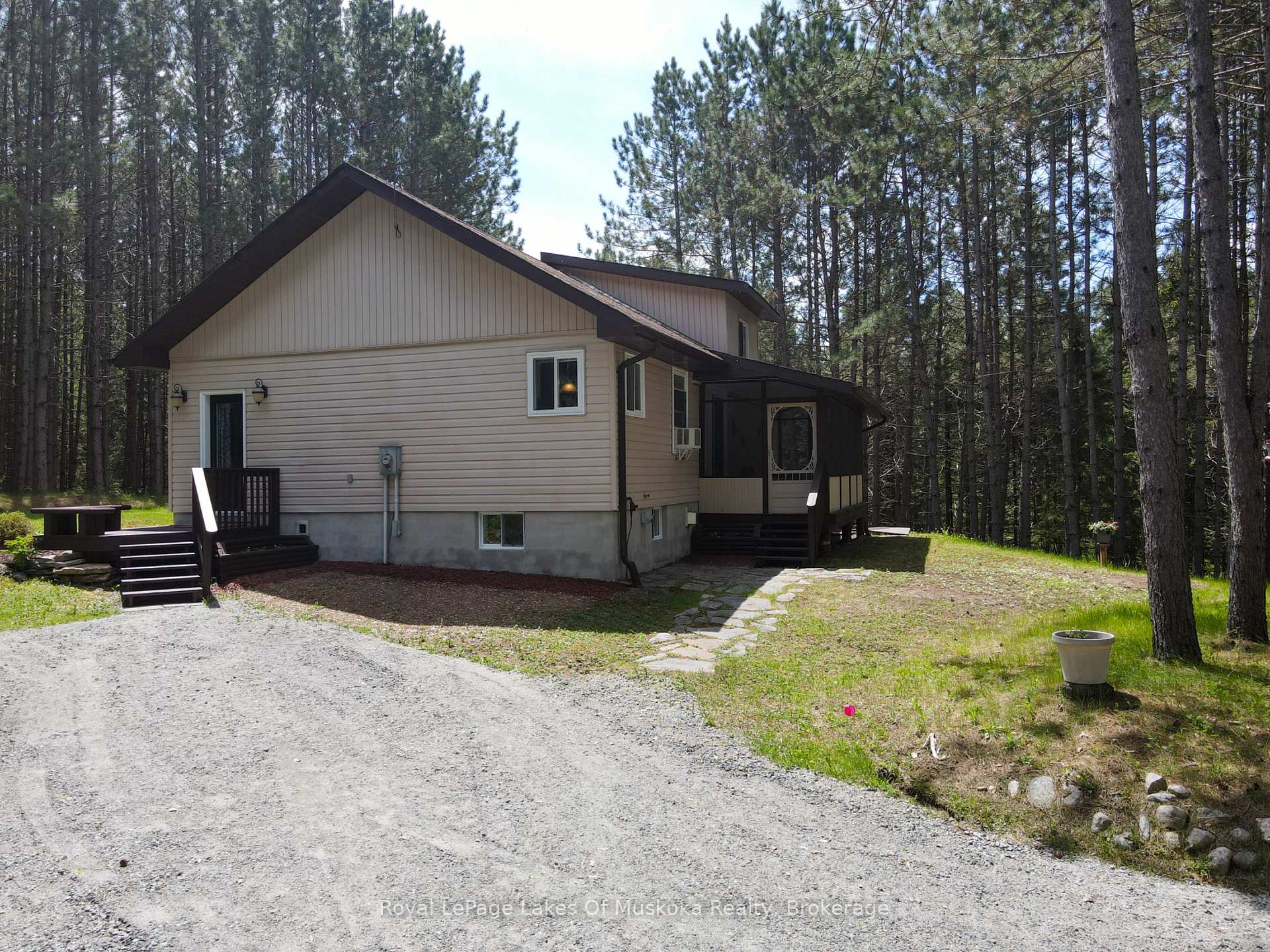 Photo 42 of 226 Owl Lake Road, Armour, Katrine — HOMEH