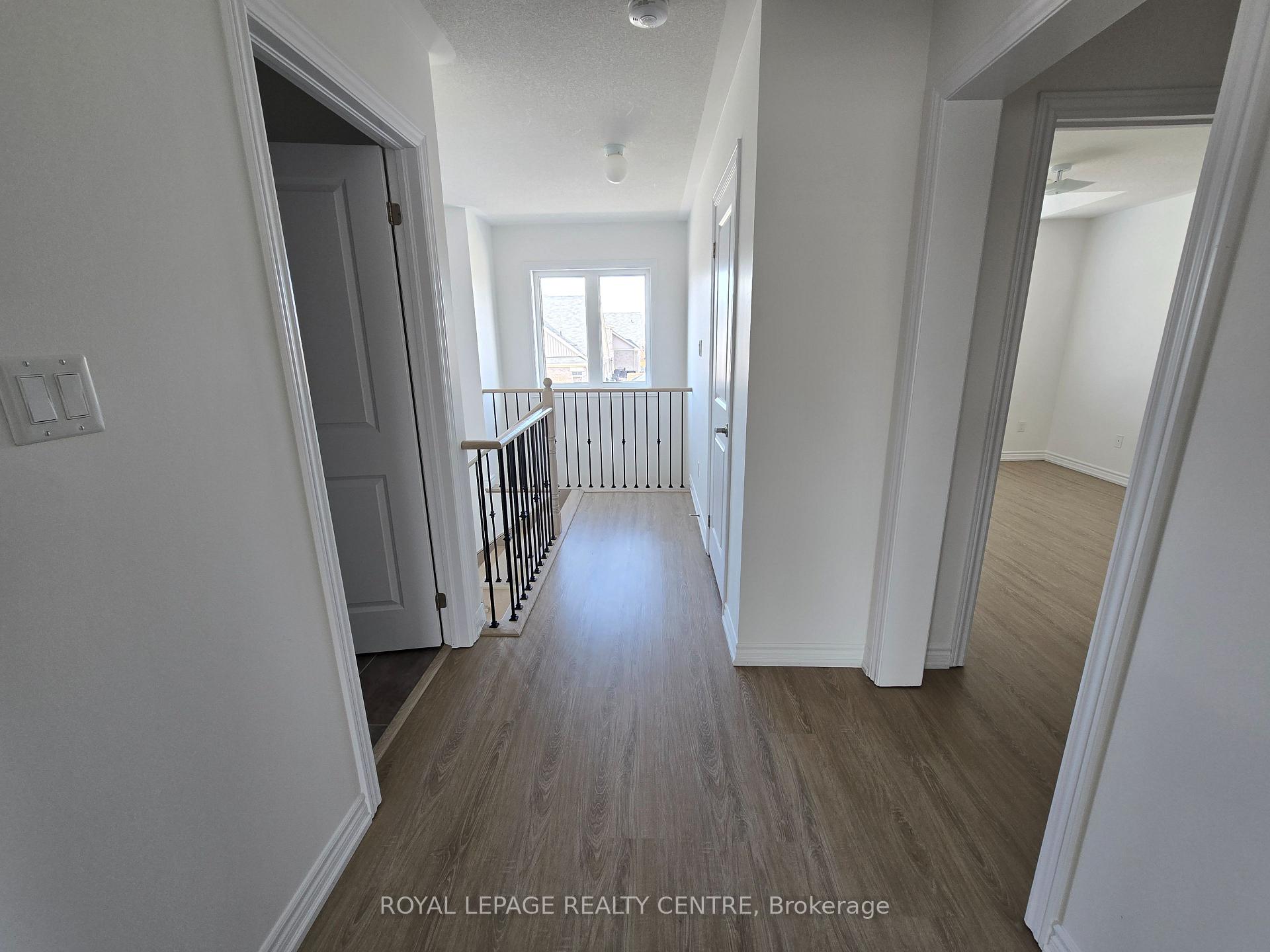 Photo 8 of 69 Bianca Crescent, Wasaga Beach — HOMEH
