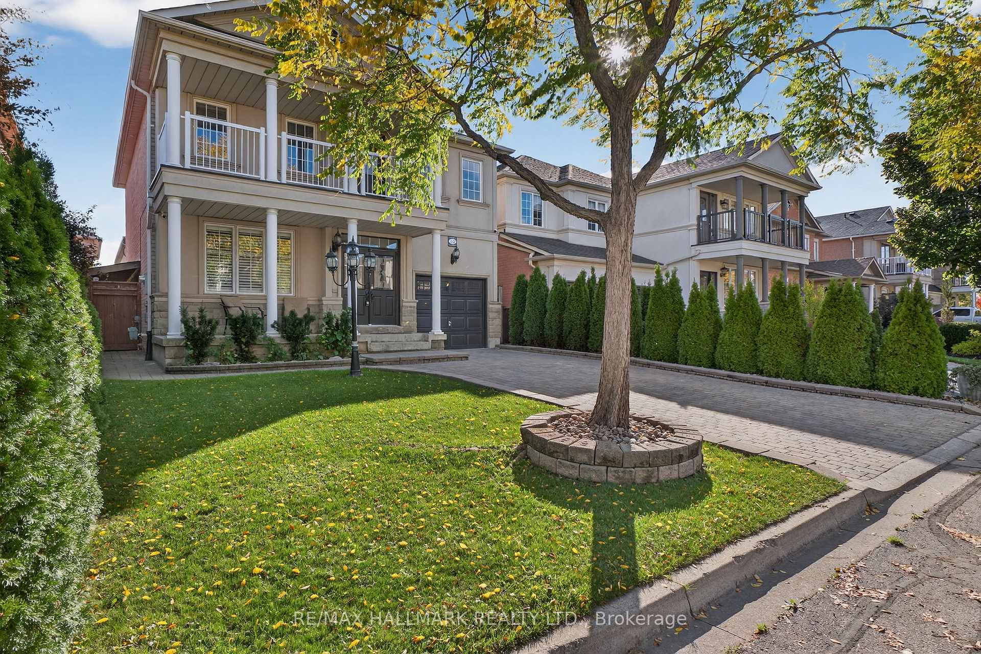Photo 3 of 102 Destino Crescent, Vaughan, Vellore Village — HOMEH
