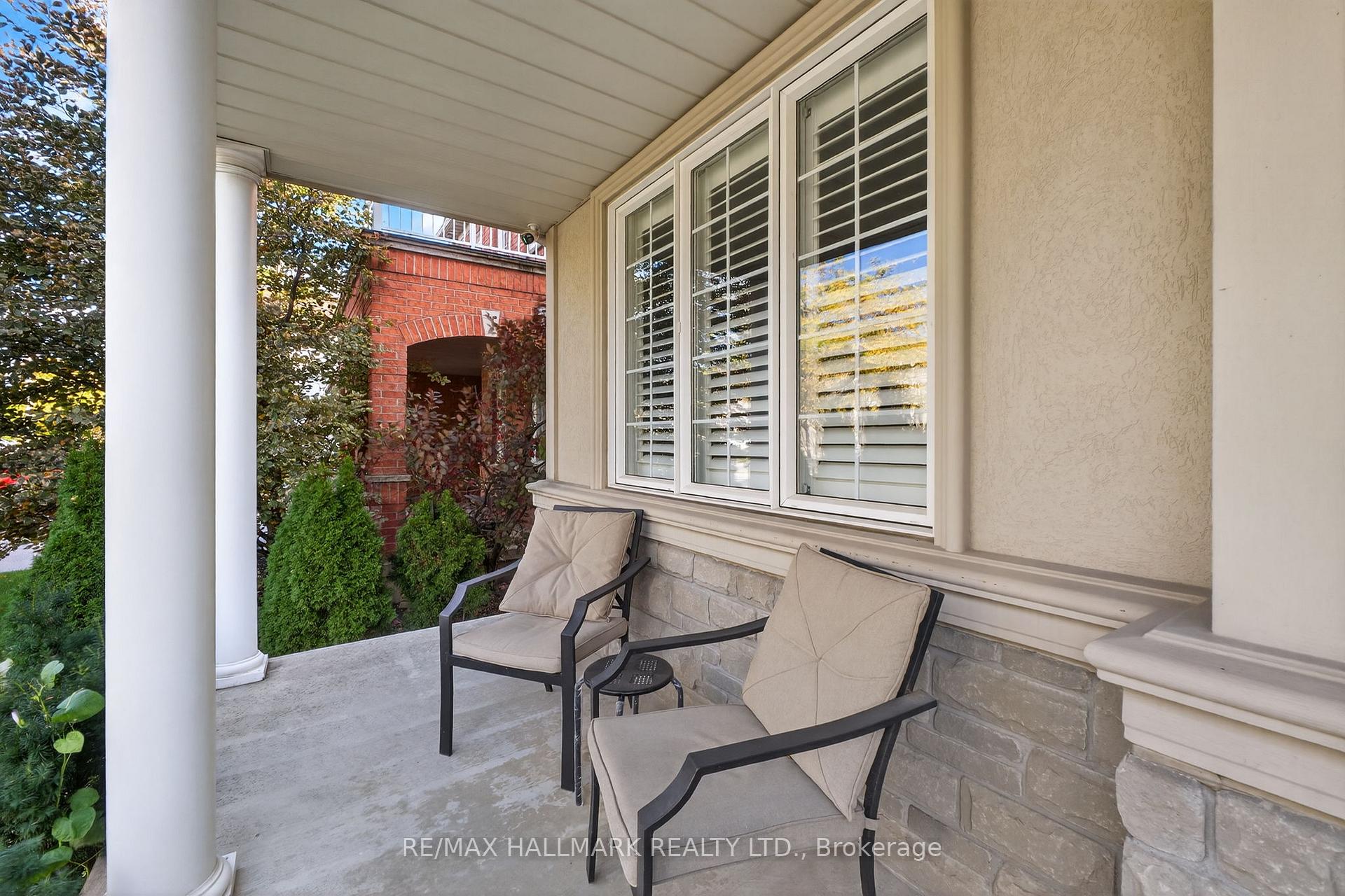 Photo 5 of 102 Destino Crescent, Vaughan, Vellore Village — HOMEH