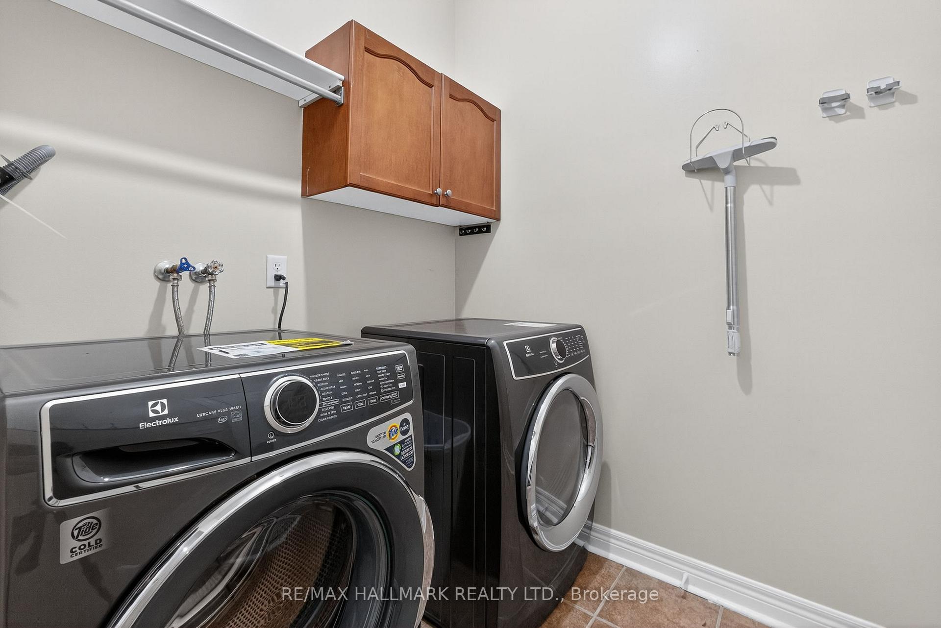 Photo 23 of 102 Destino Crescent, Vaughan, Vellore Village — HOMEH