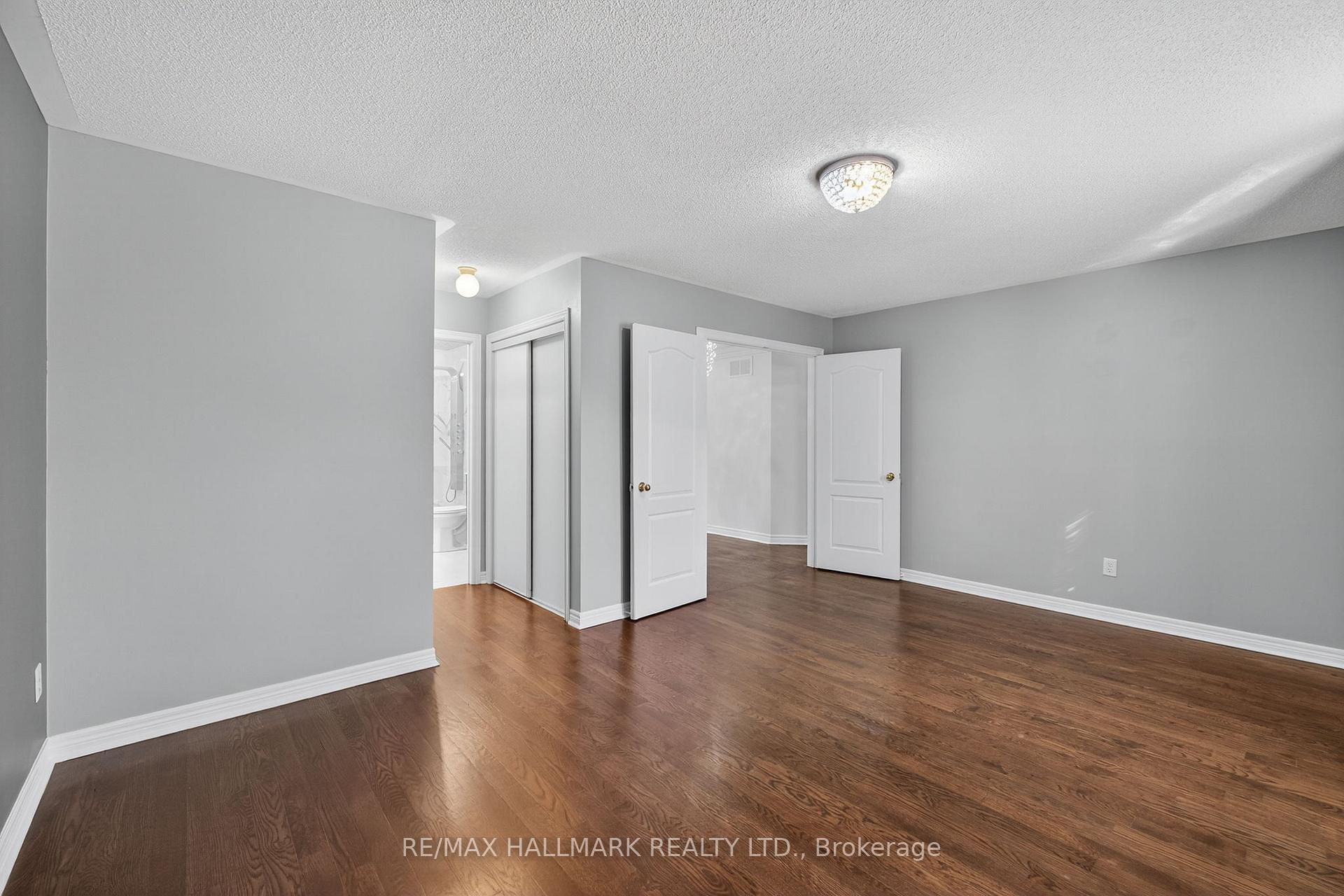 Photo 28 of 102 Destino Crescent, Vaughan, Vellore Village — HOMEH
