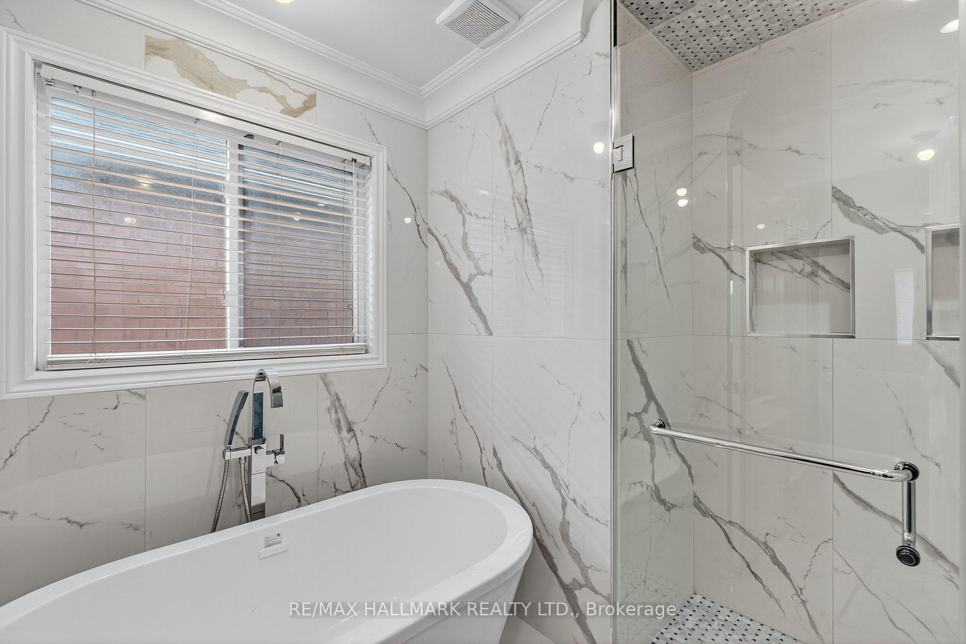 Photo 31 of 102 Destino Crescent, Vaughan, Vellore Village — HOMEH
