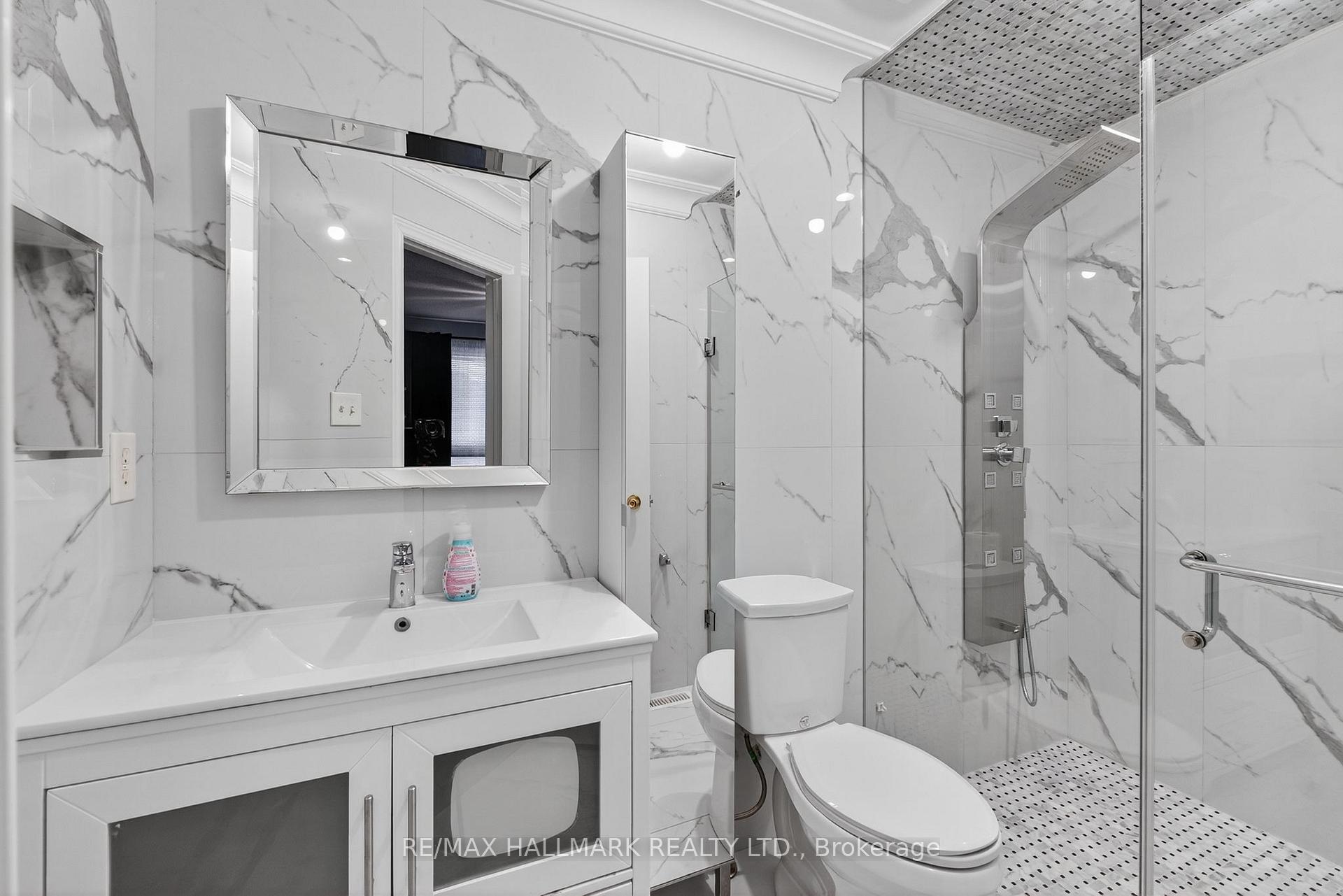 Photo 35 of 102 Destino Crescent, Vaughan, Vellore Village — HOMEH