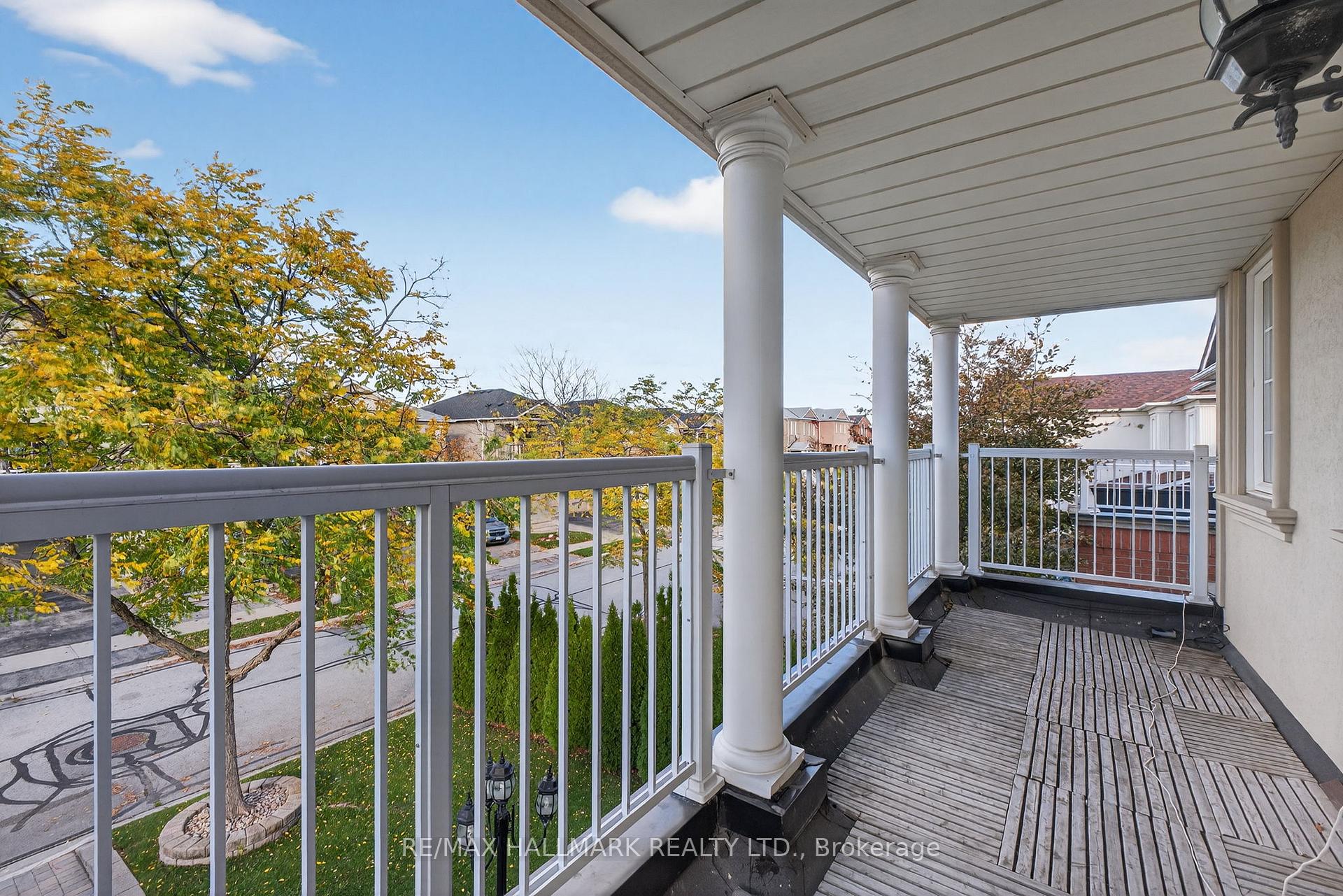 Photo 42 of 102 Destino Crescent, Vaughan, Vellore Village — HOMEH