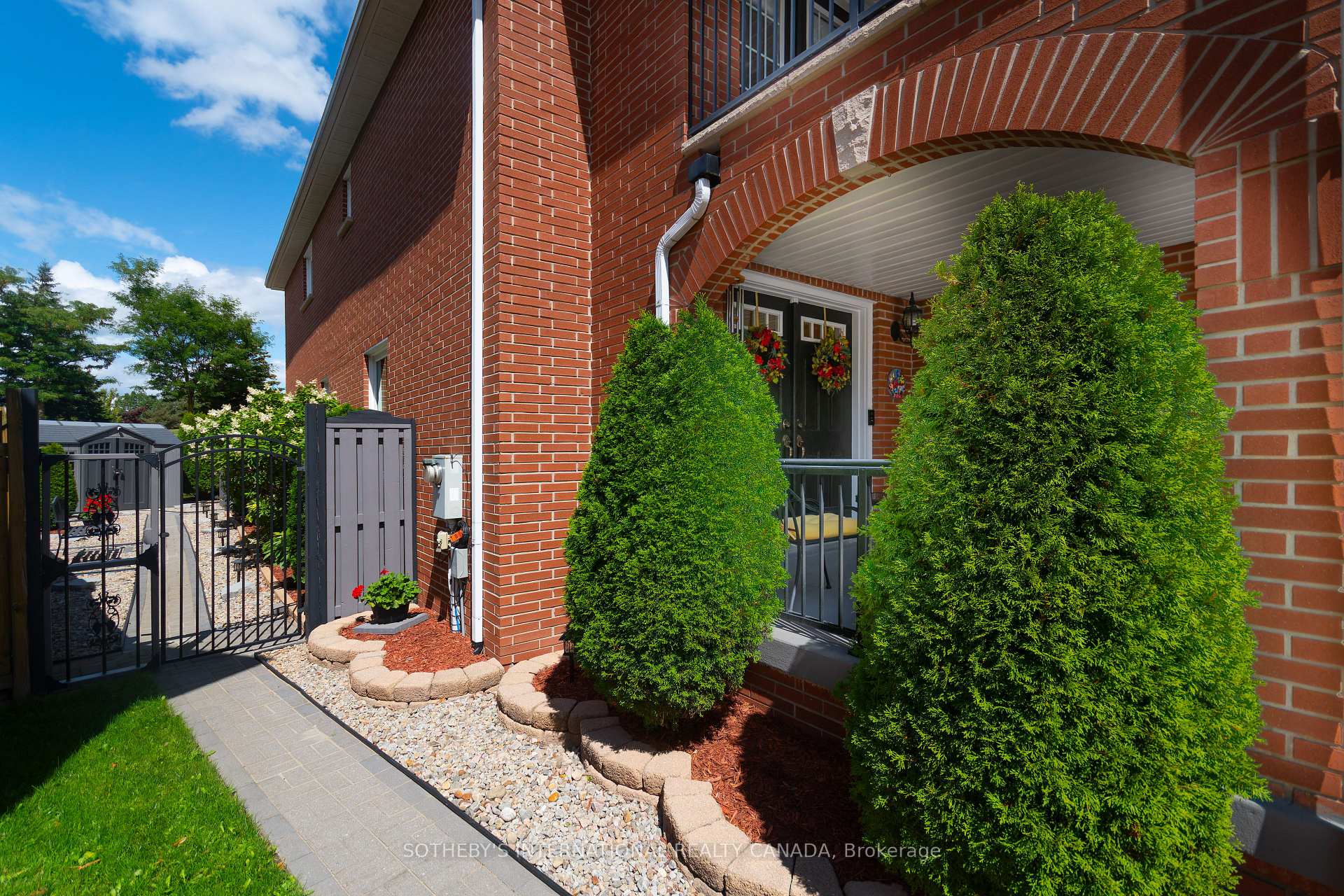 Photo 38 of 52 Monteith Crescent, Vaughan, Maple — HOMEH