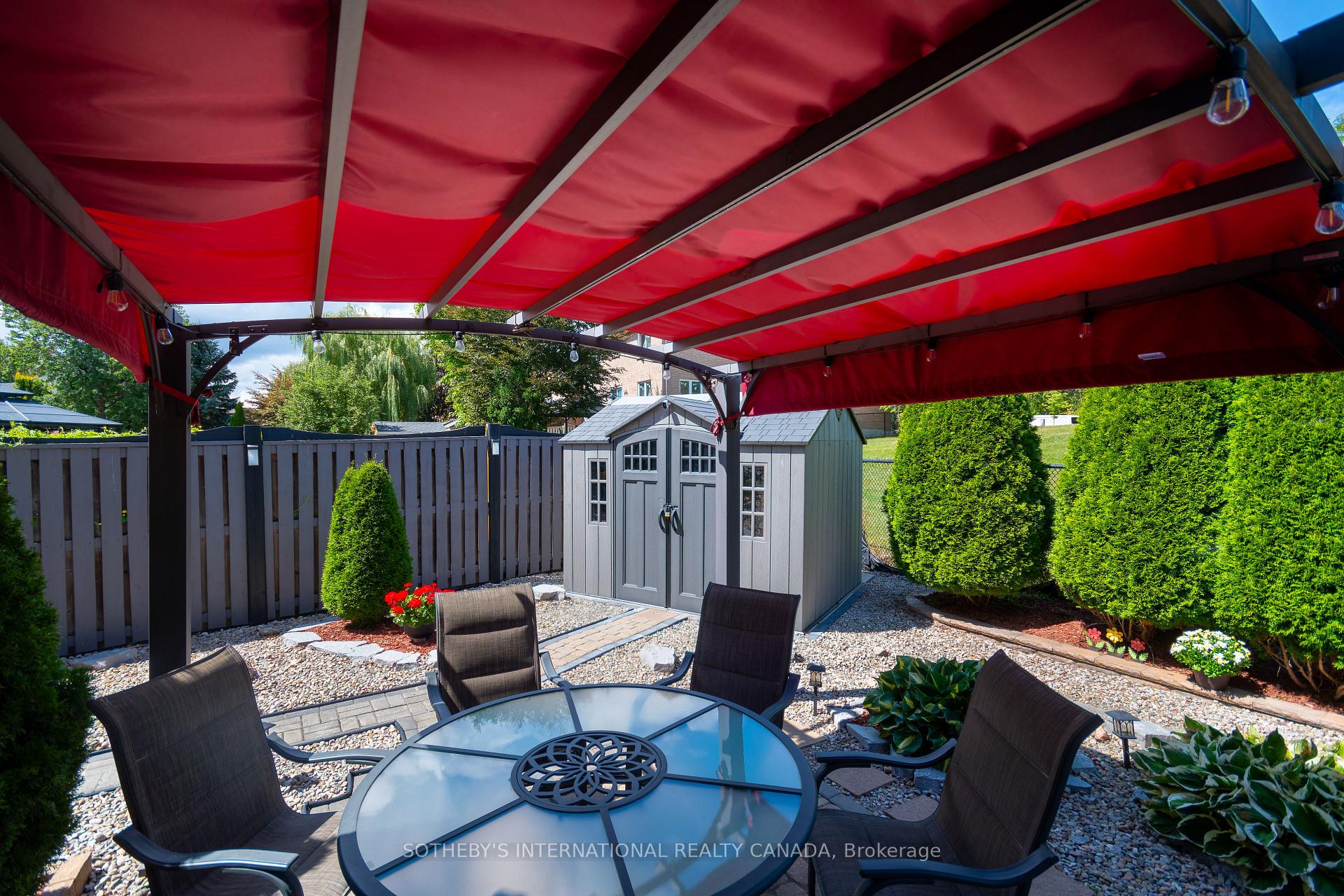Photo 43 of 52 Monteith Crescent, Vaughan, Maple — HOMEH