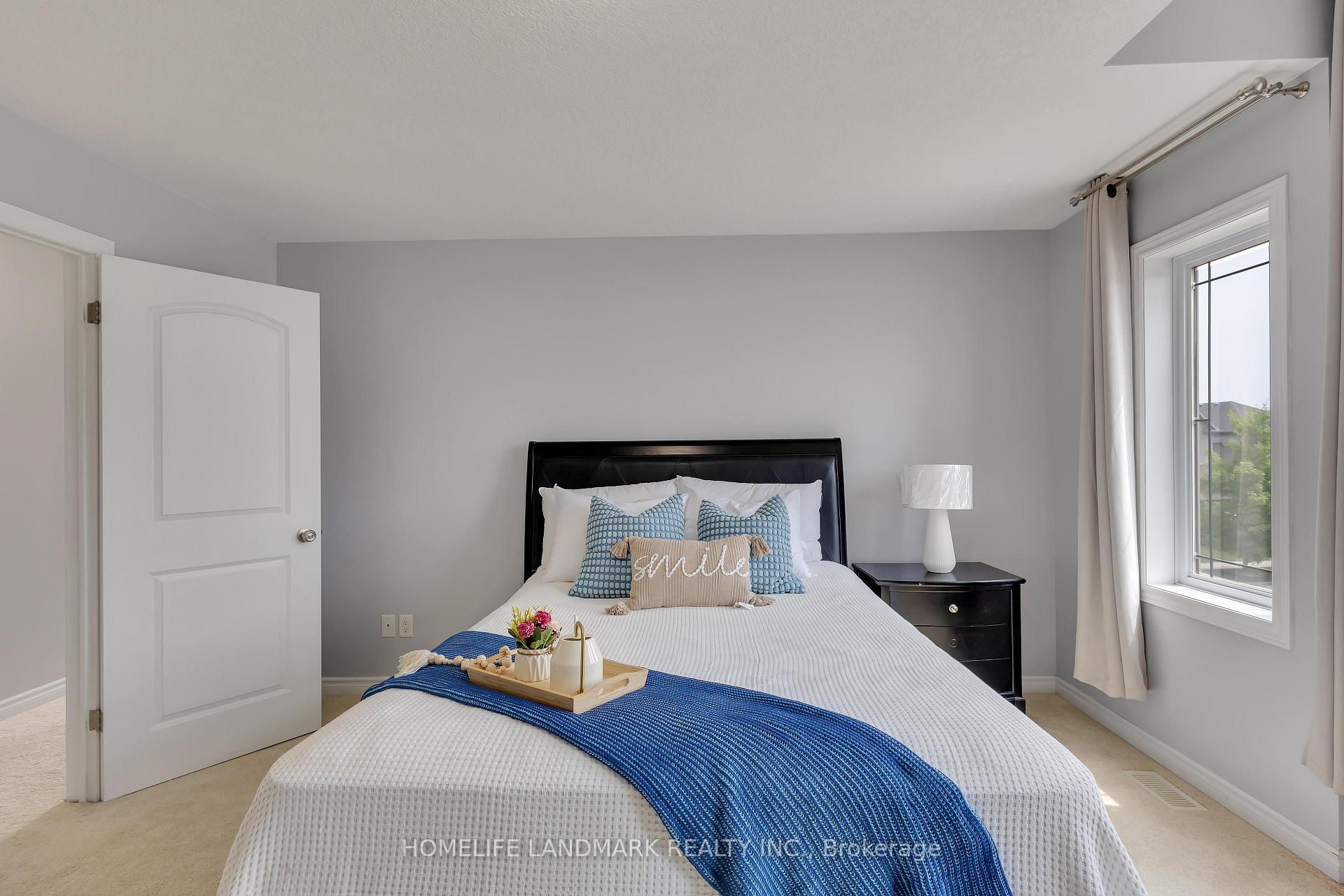 Photo 20 of 301 Westpark Crescent, Waterloo — HOMEH