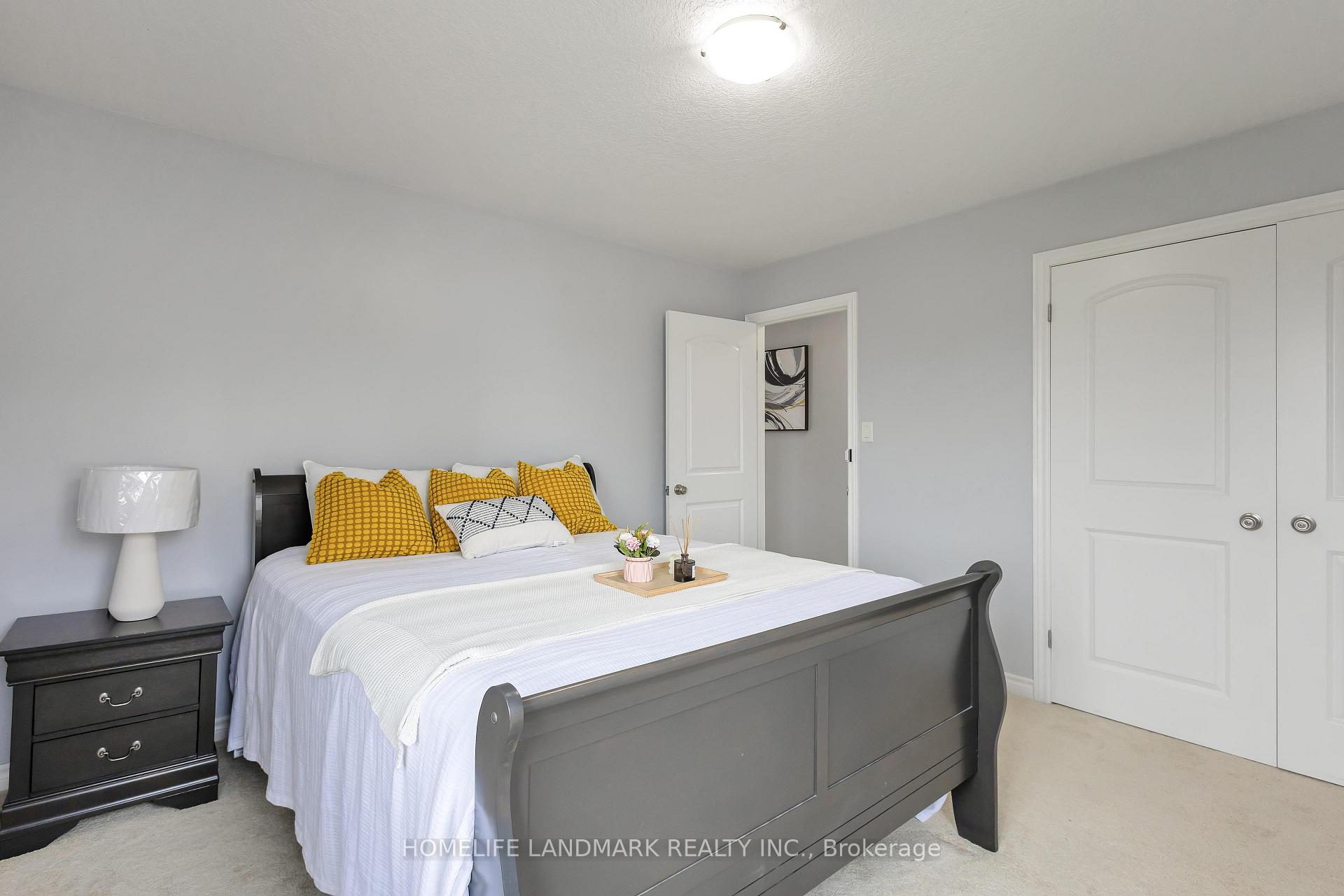 Photo 28 of 301 Westpark Crescent, Waterloo — HOMEH