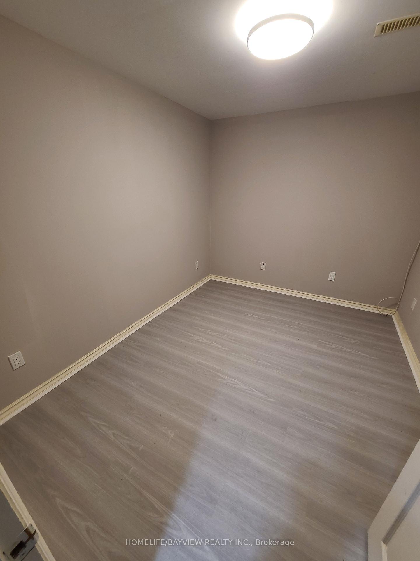 Photo 11 of Unit (Bsmnt), 46 Colvin Crescent, Vaughan, Brownridge — HOMEH