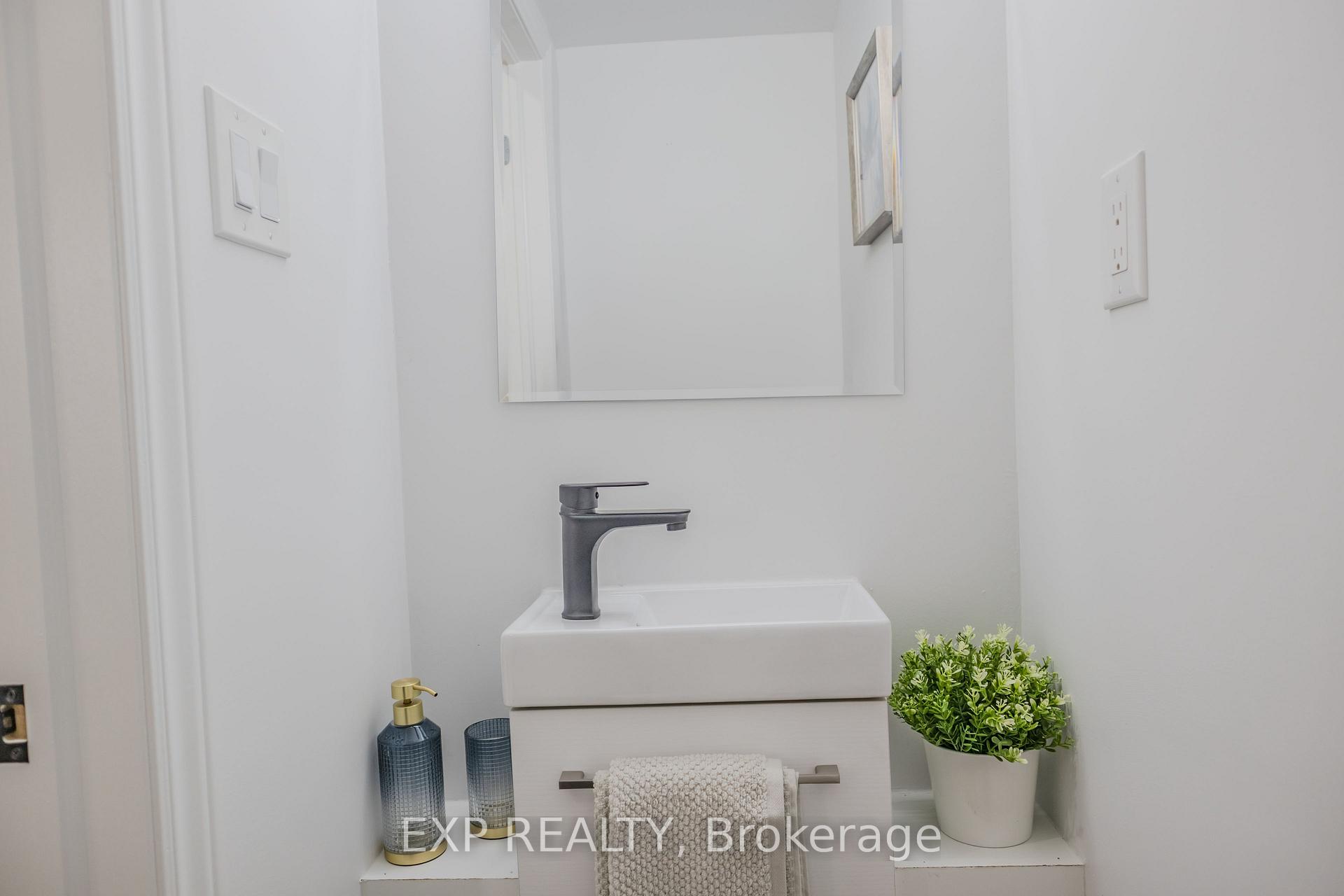 Photo 18 of Unit 3, 249 Camelot Court, Waterloo — HOMEH