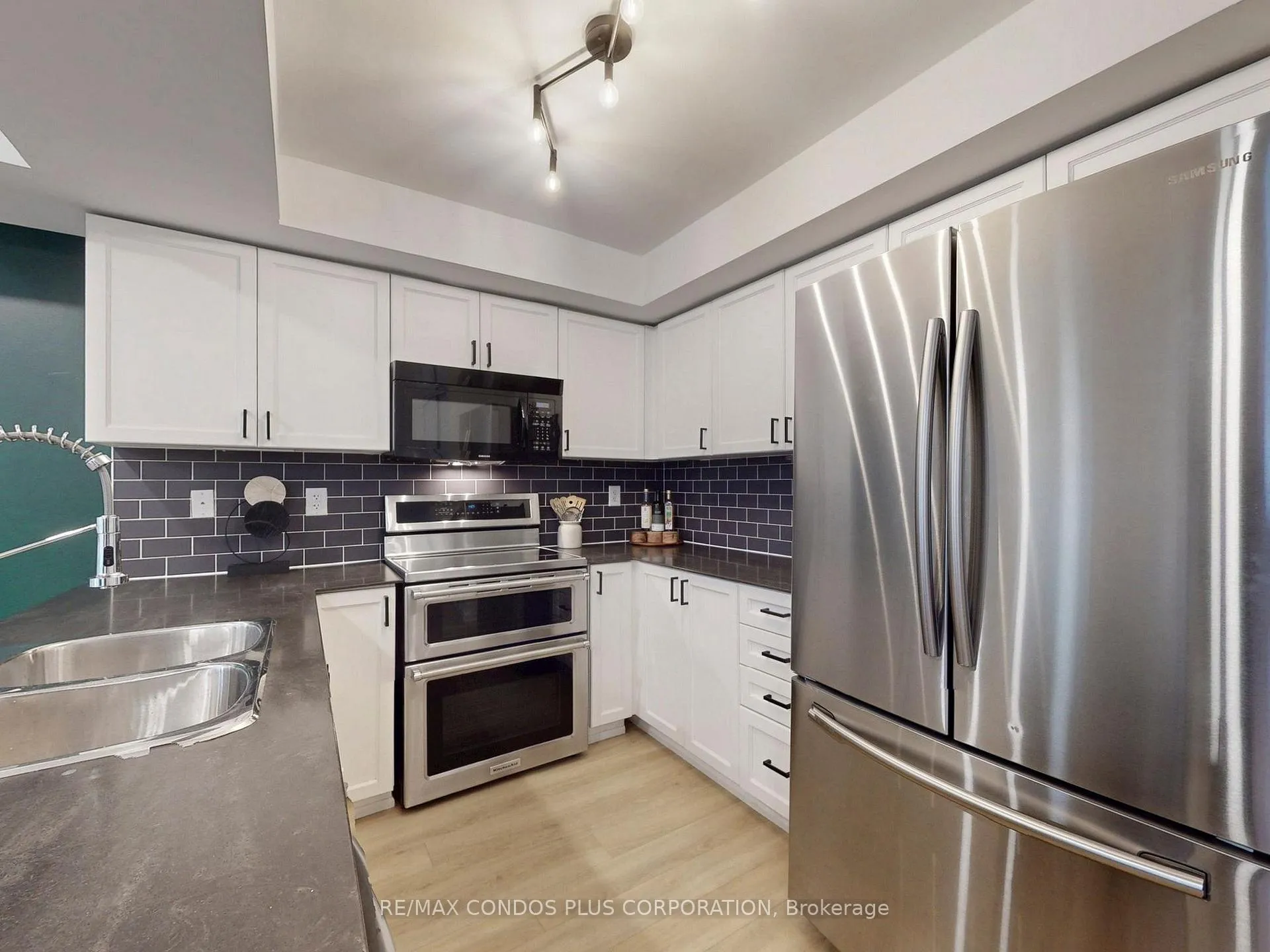 Photo 17 of 29 Florence Wyle Lane, Toronto, South Riverdale — HOMEH
