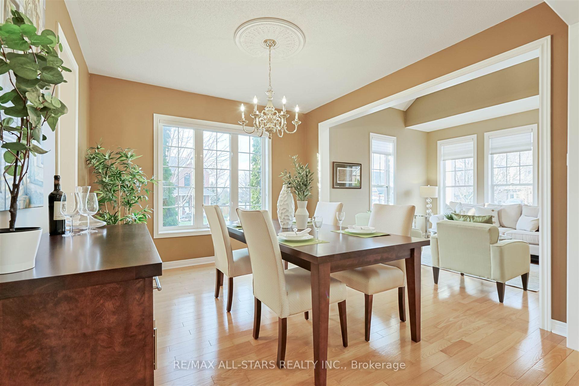 Photo 10 of 32 Joseph Street, Uxbridge — HOMEH