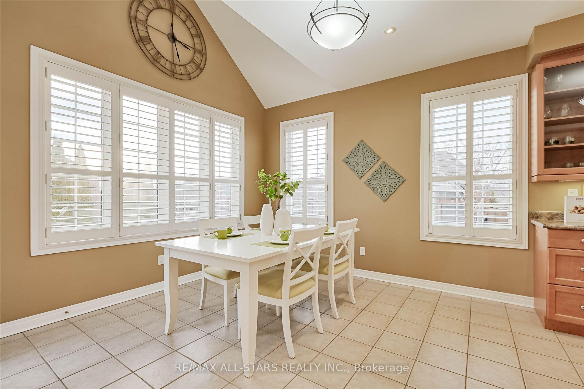 Photo 15 of 32 Joseph Street, Uxbridge — HOMEH