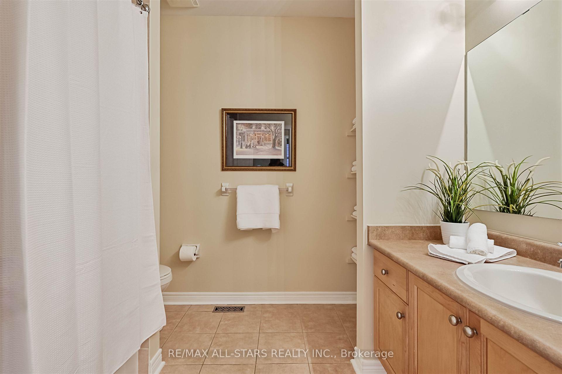 Photo 29 of 32 Joseph Street, Uxbridge — HOMEH