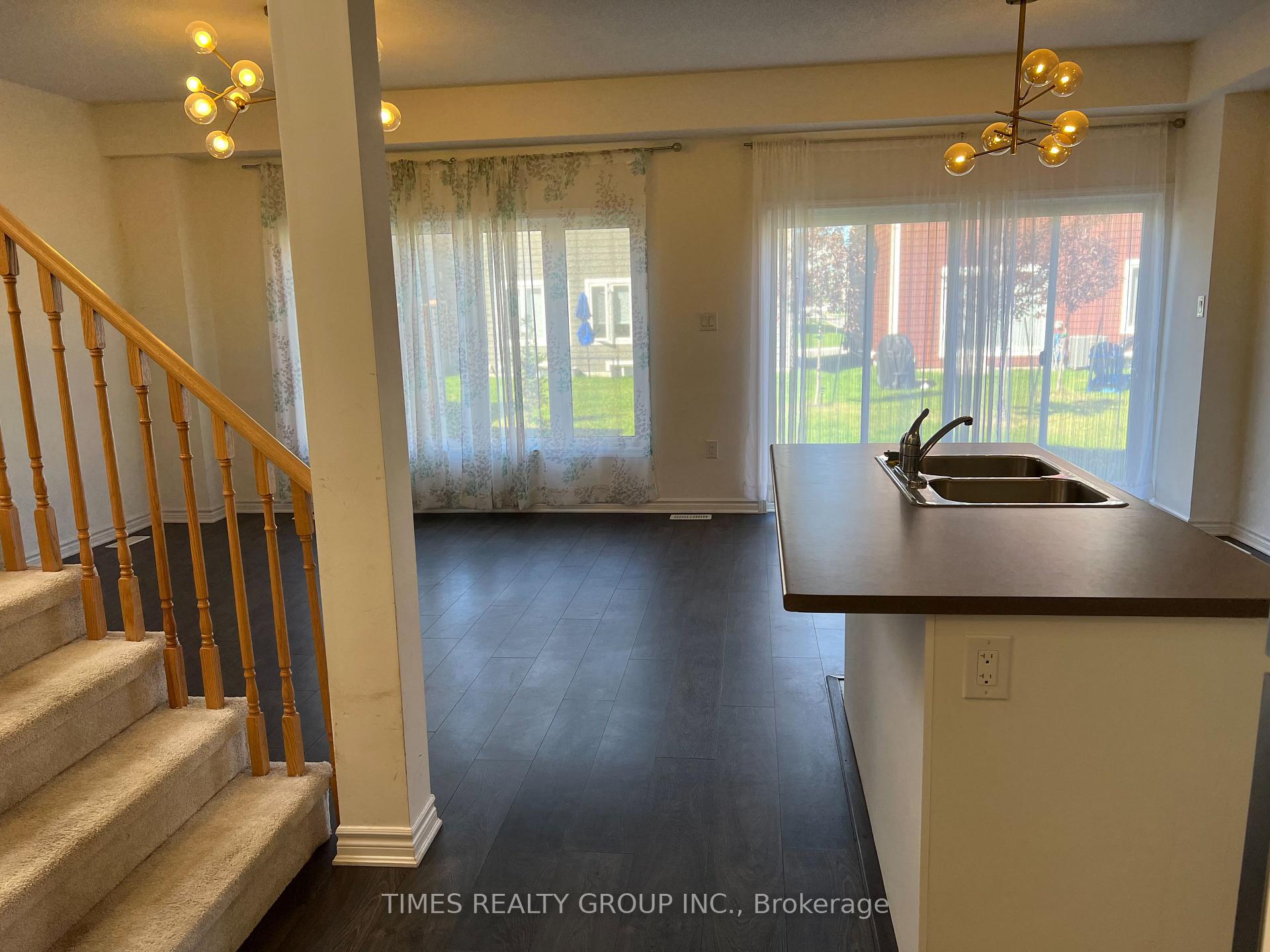 Photo 5 of 23 Catamaran Drive, Wasaga Beach — HOMEH