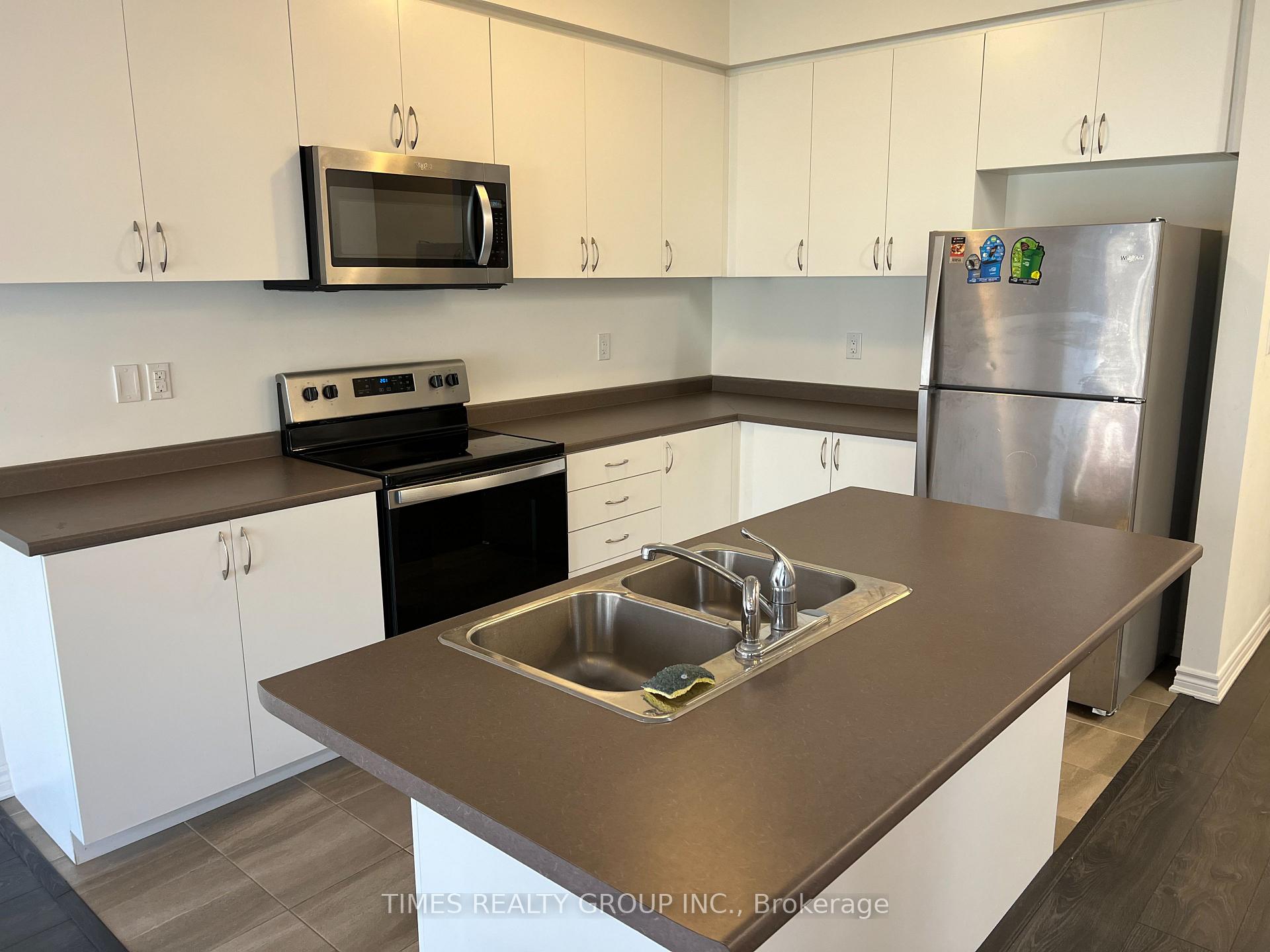 Photo 11 of 23 Catamaran Drive, Wasaga Beach — HOMEH