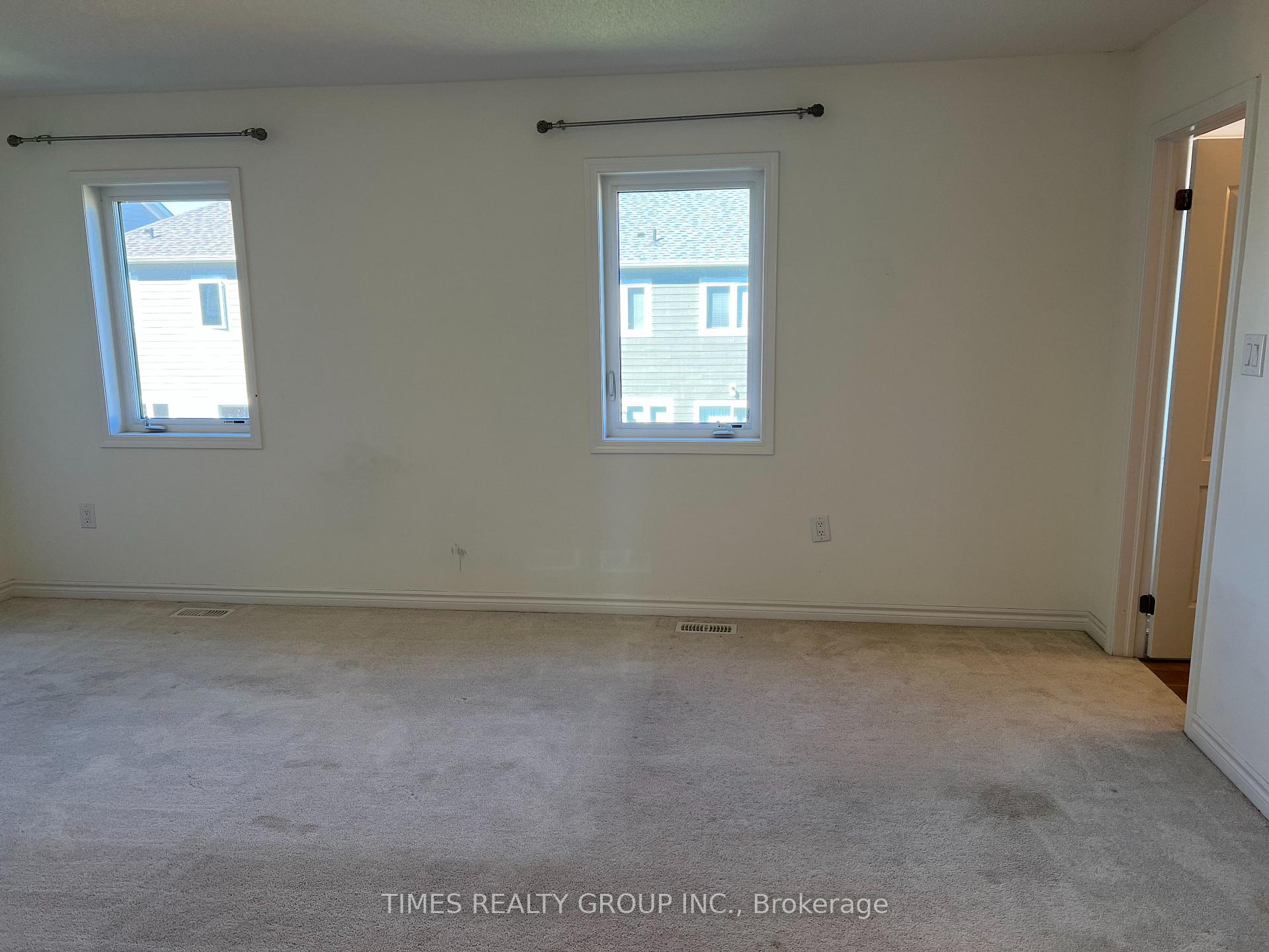 Photo 14 of 23 Catamaran Drive, Wasaga Beach — HOMEH