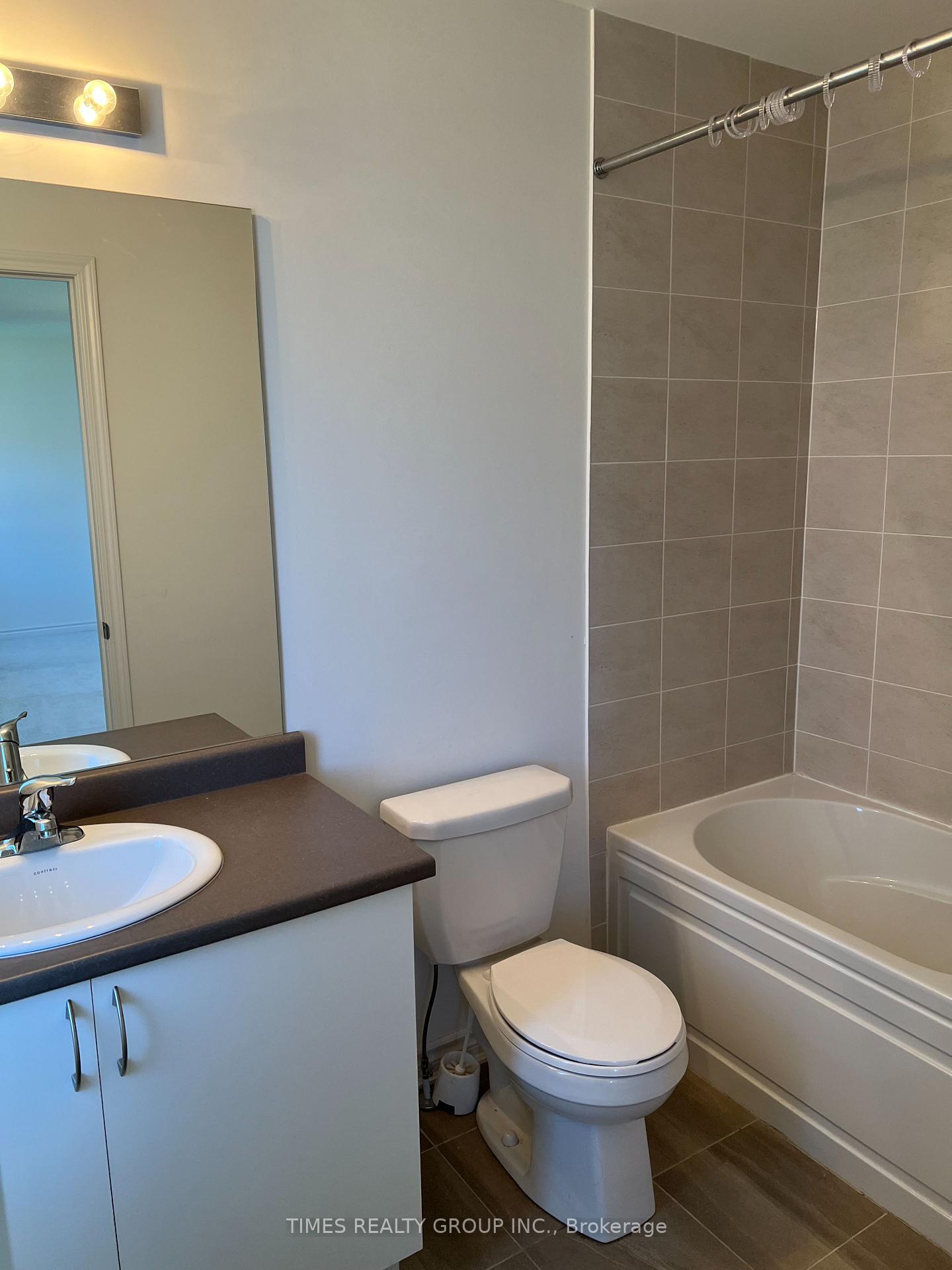 Photo 18 of 23 Catamaran Drive, Wasaga Beach — HOMEH