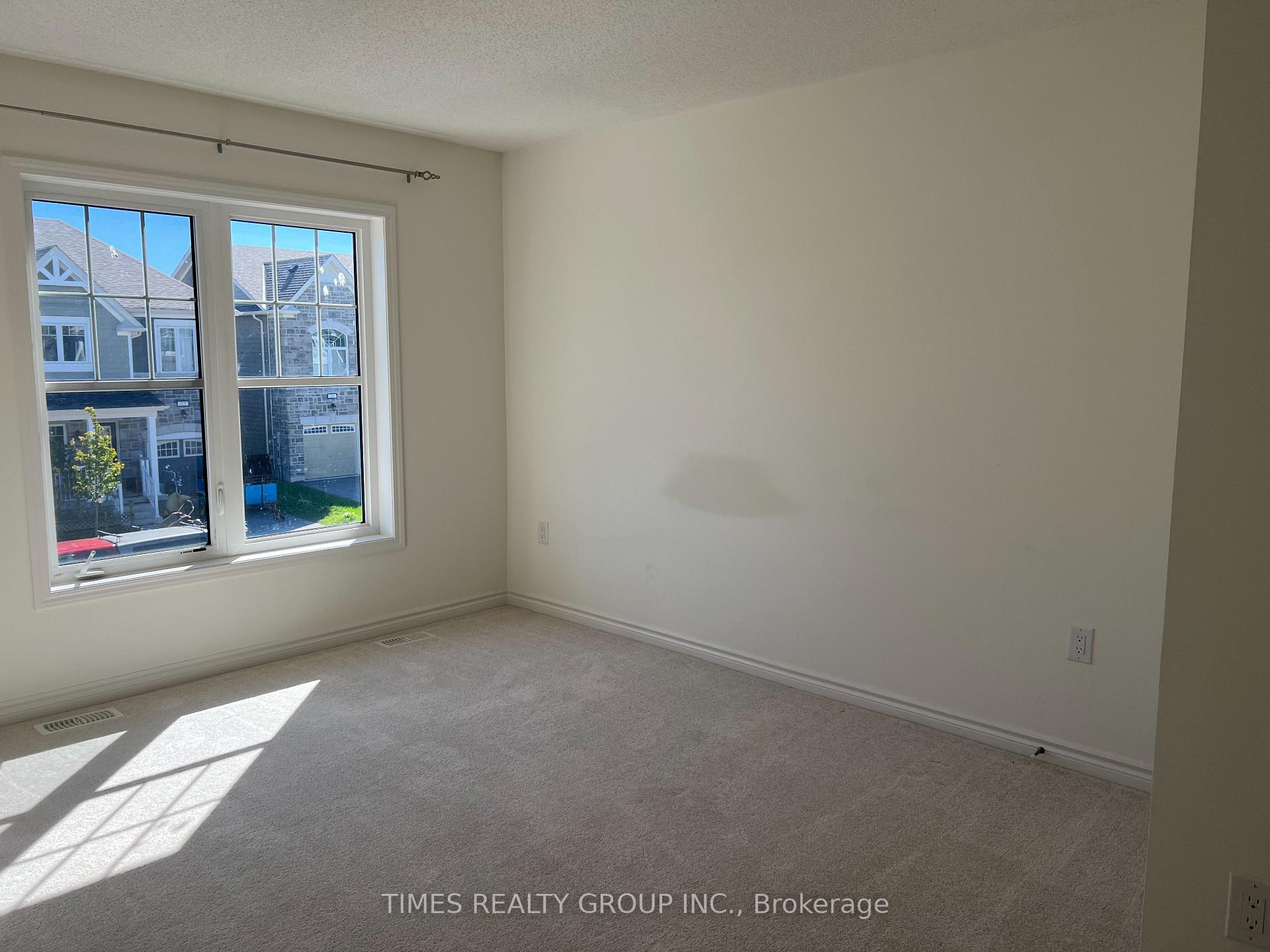 Photo 19 of 23 Catamaran Drive, Wasaga Beach — HOMEH