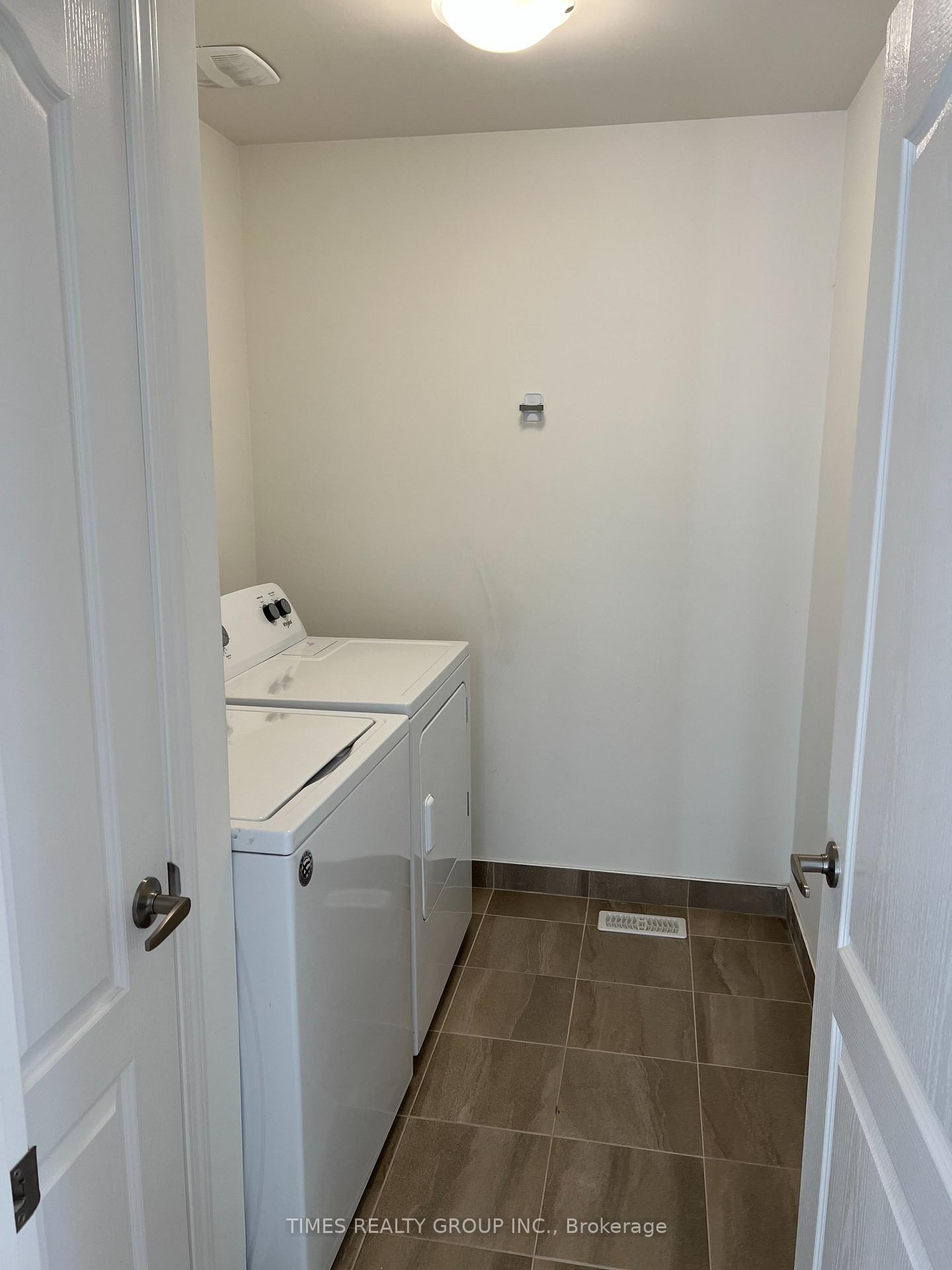 Photo 26 of 23 Catamaran Drive, Wasaga Beach — HOMEH