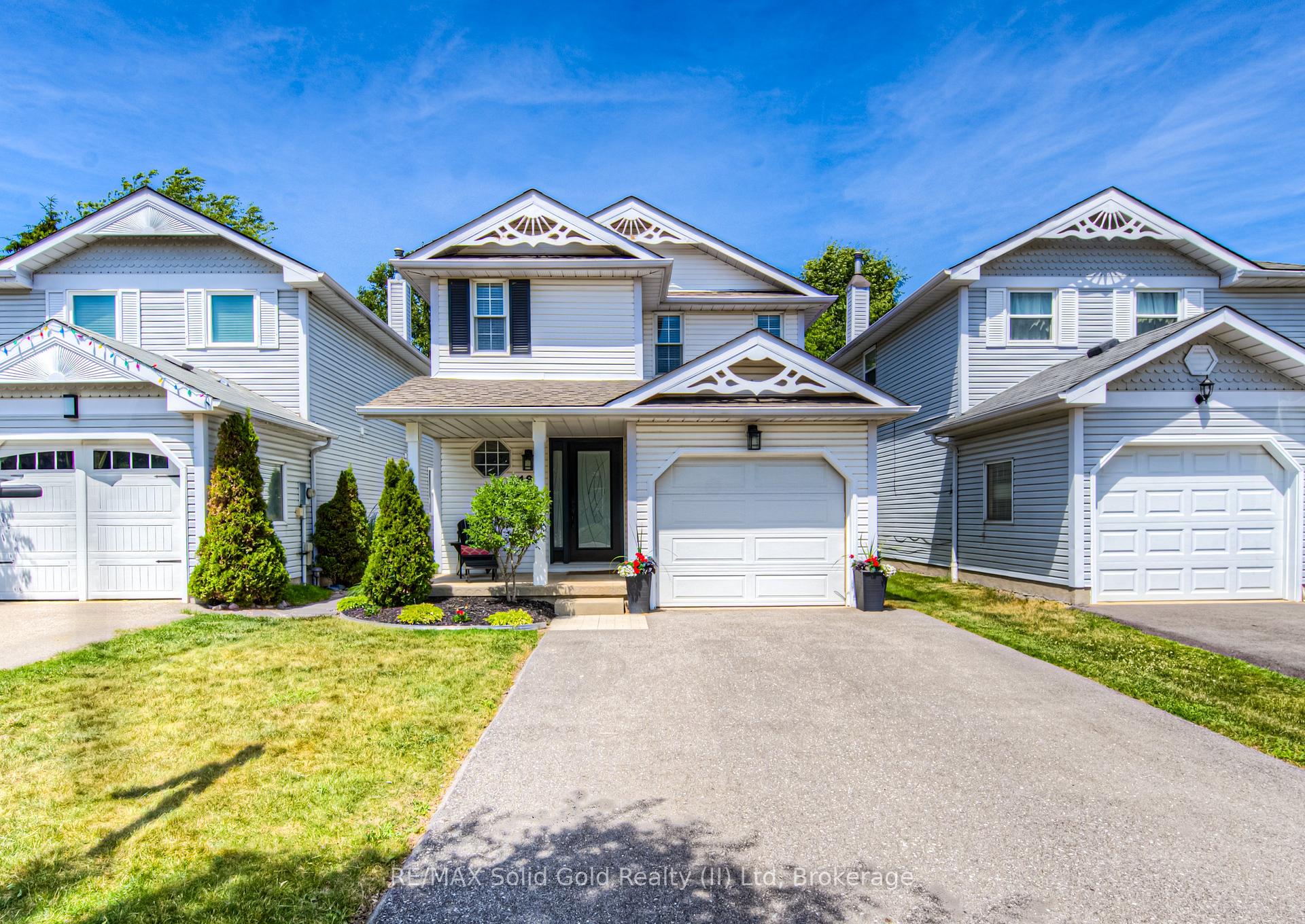 Photo 1 of 194 Auburn Drive, Waterloo — HOMEH