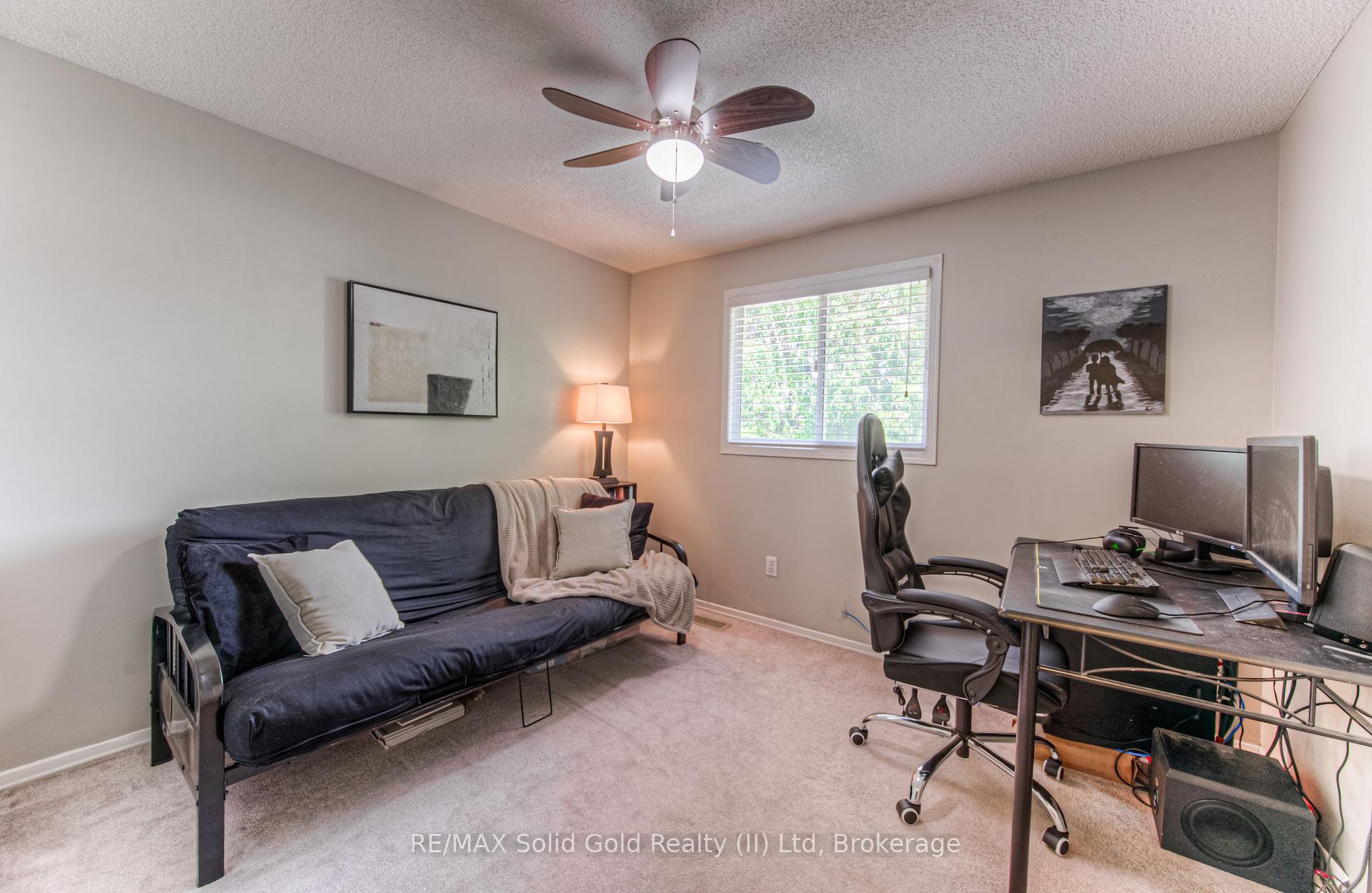 Photo 25 of 194 Auburn Drive, Waterloo — HOMEH