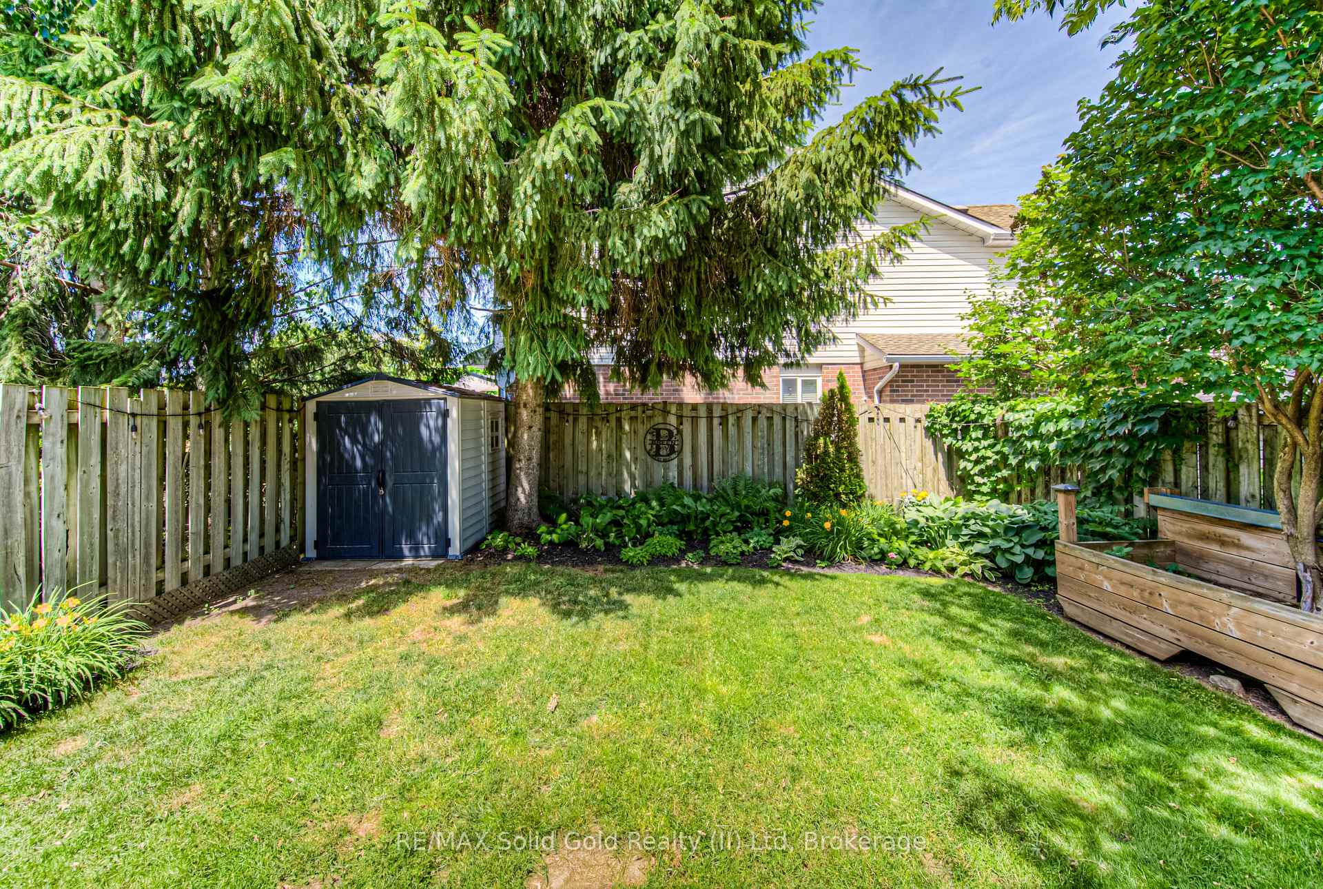 Photo 36 of 194 Auburn Drive, Waterloo — HOMEH