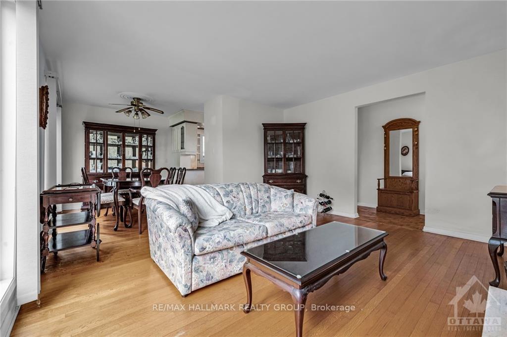 Photo 6 of 26 Dunham Street, Ottawa, Cardinal Heights — HOMEH