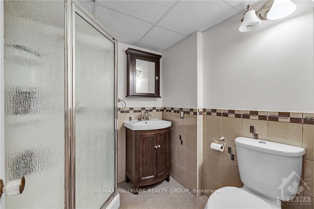 Photo 19 of 26 Dunham Street, Ottawa, Cardinal Heights — HOMEH