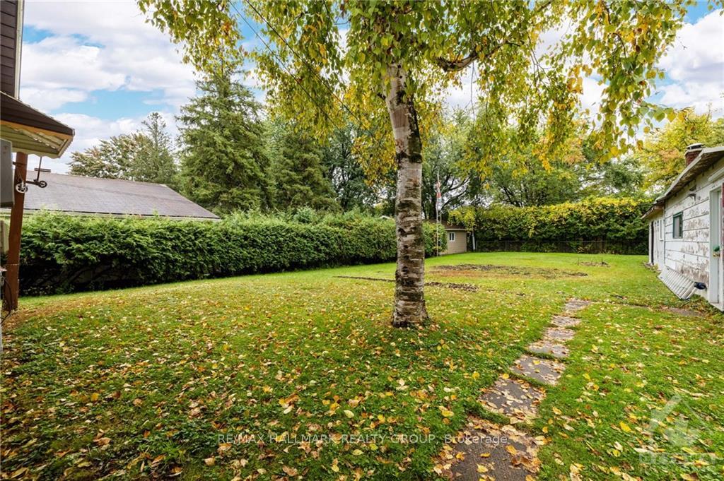 Photo 22 of 26 Dunham Street, Ottawa, Cardinal Heights — HOMEH